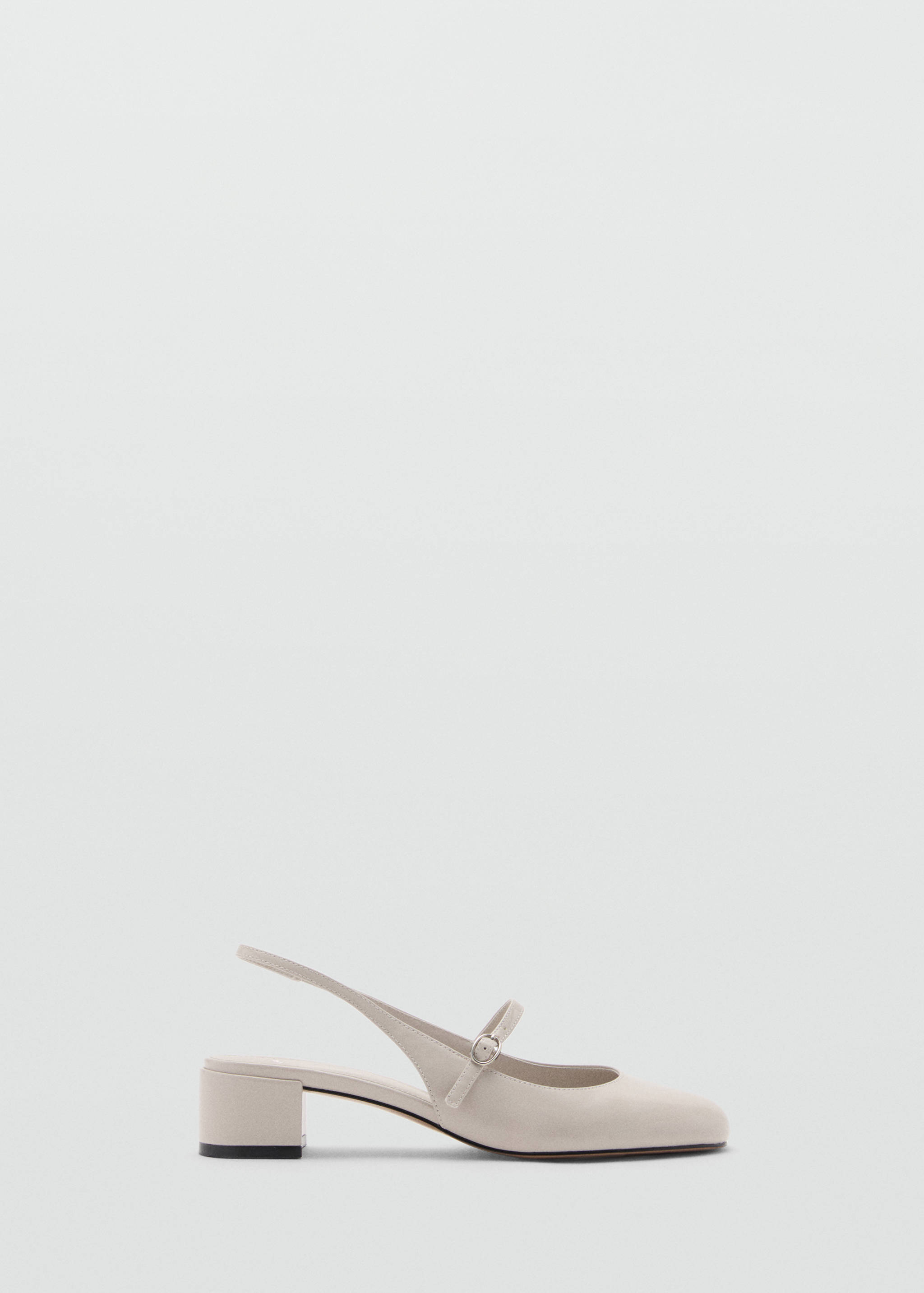 Heeled shoes with buckle - Article without model