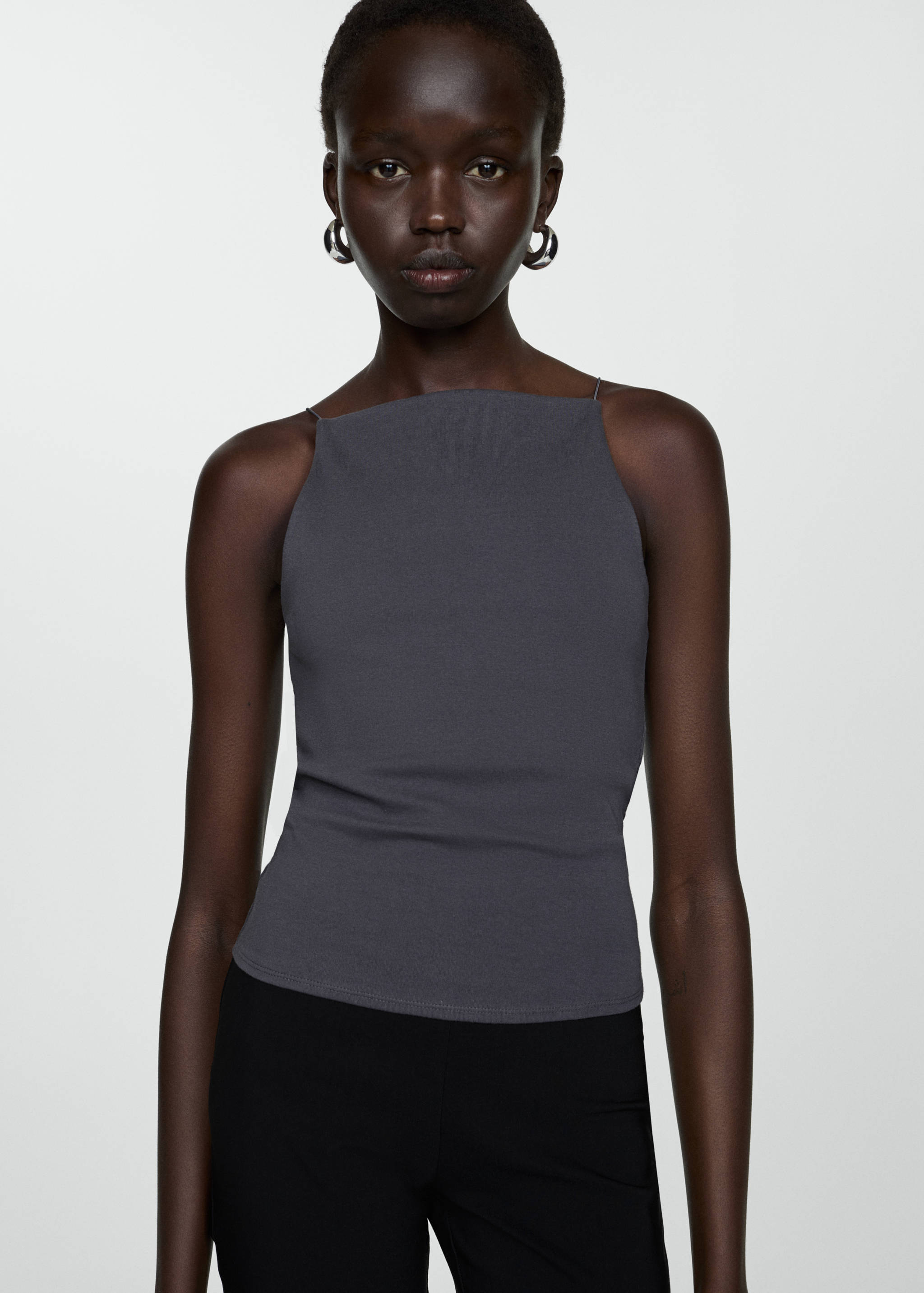 Top ajusté halter - Plan moyen