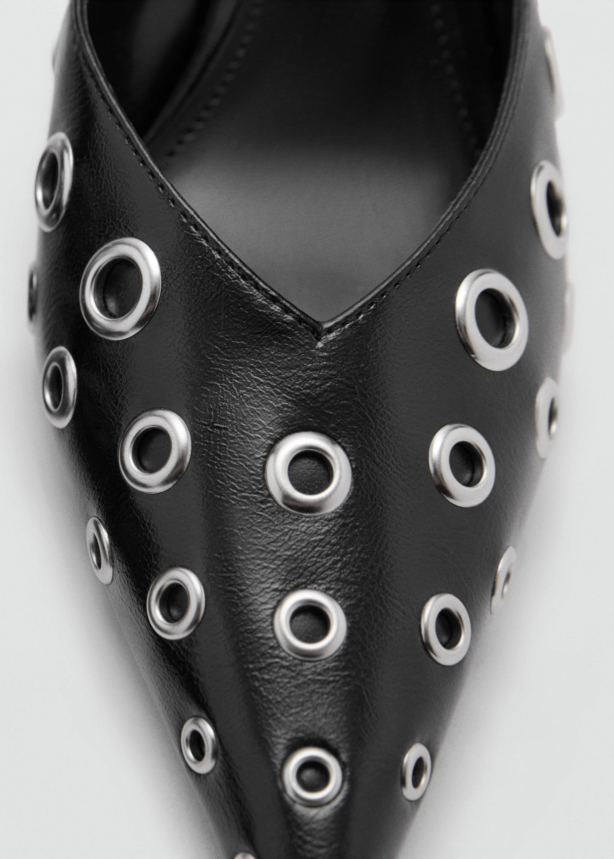 Slingback shoes with metallic detail - Details of the article 2