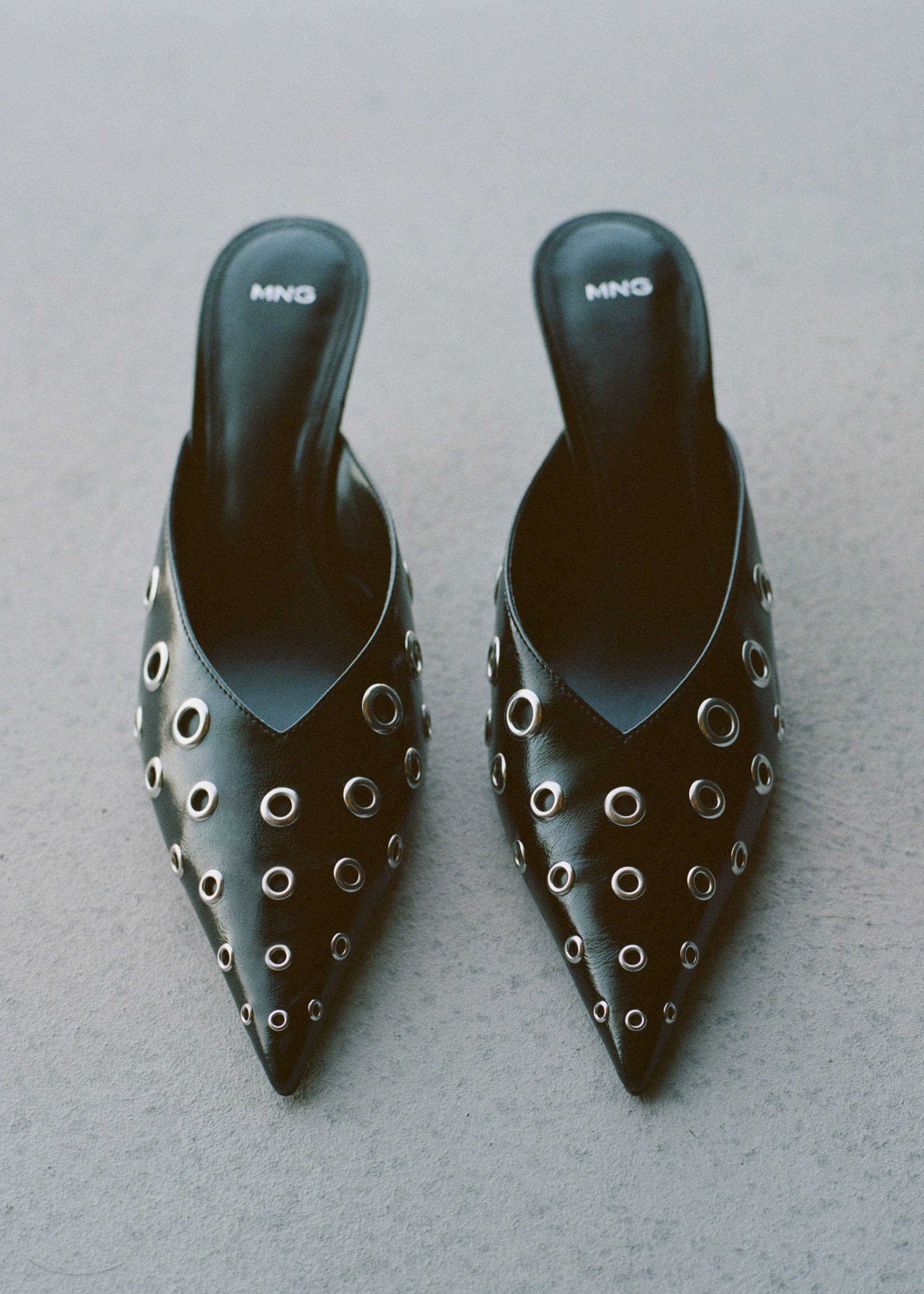 Slingback shoes with metallic detail - Details of the article 9