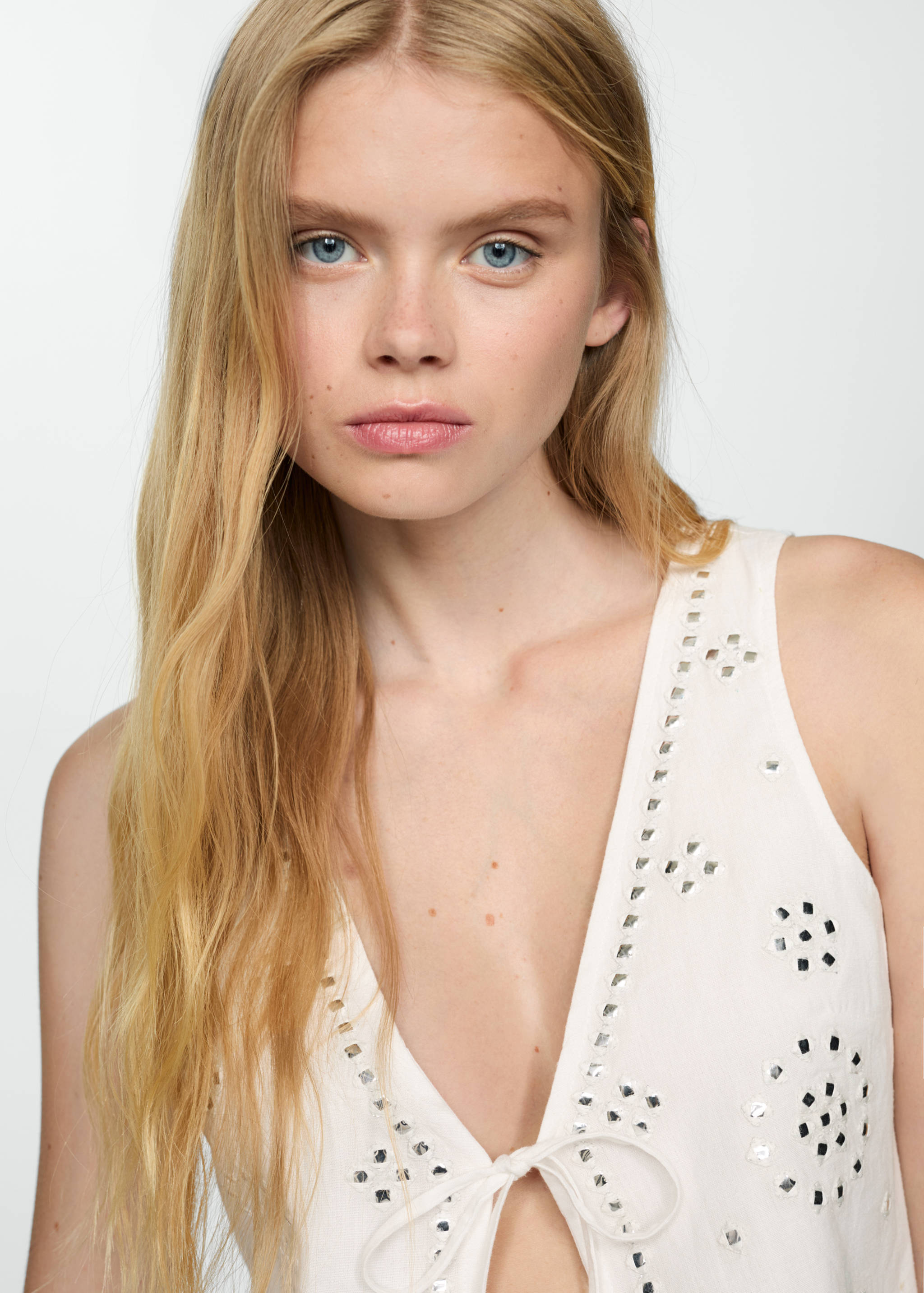 Rhinestone top with bow - Medium plane