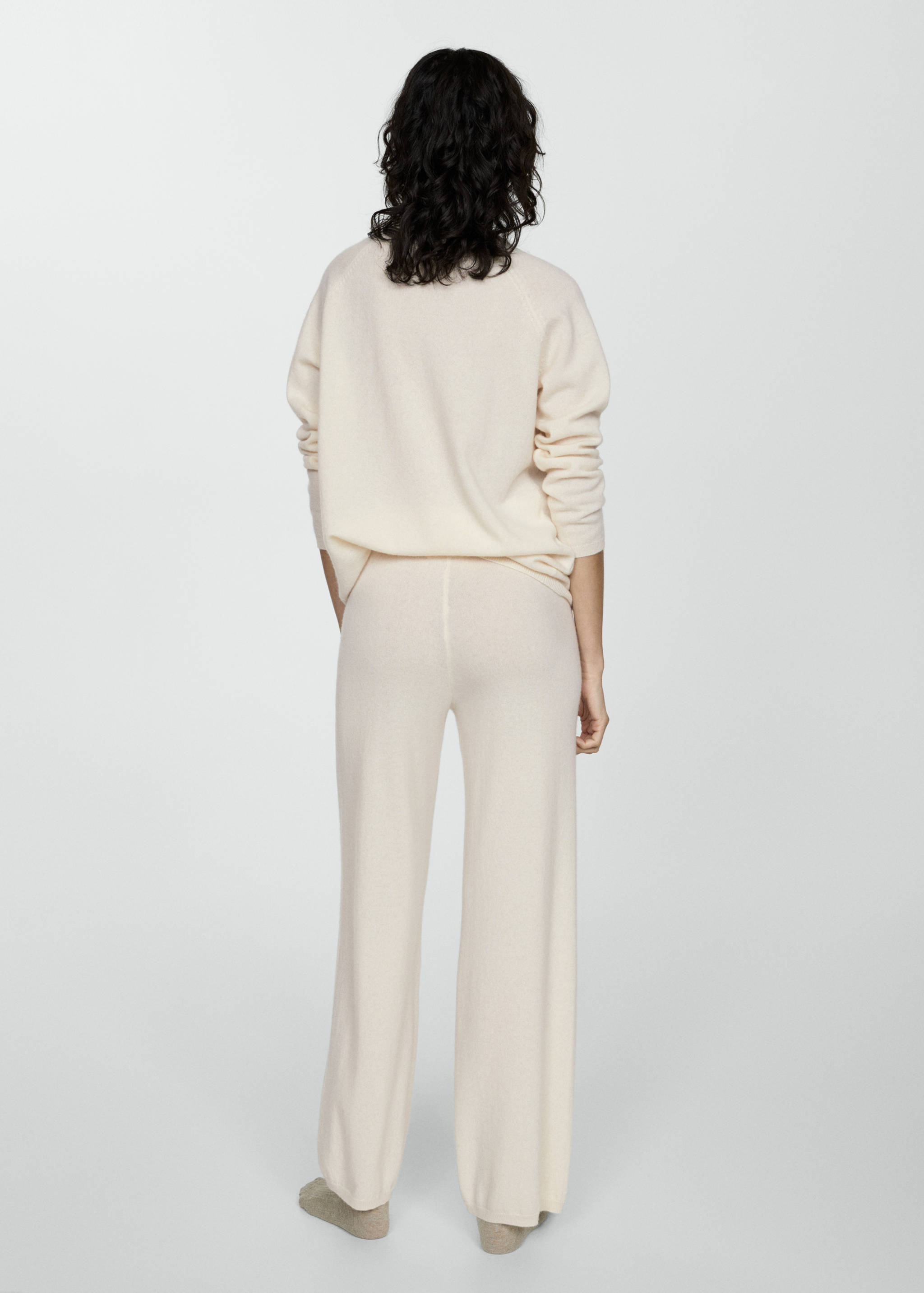 100% cashmere trousers - Reverse of the article