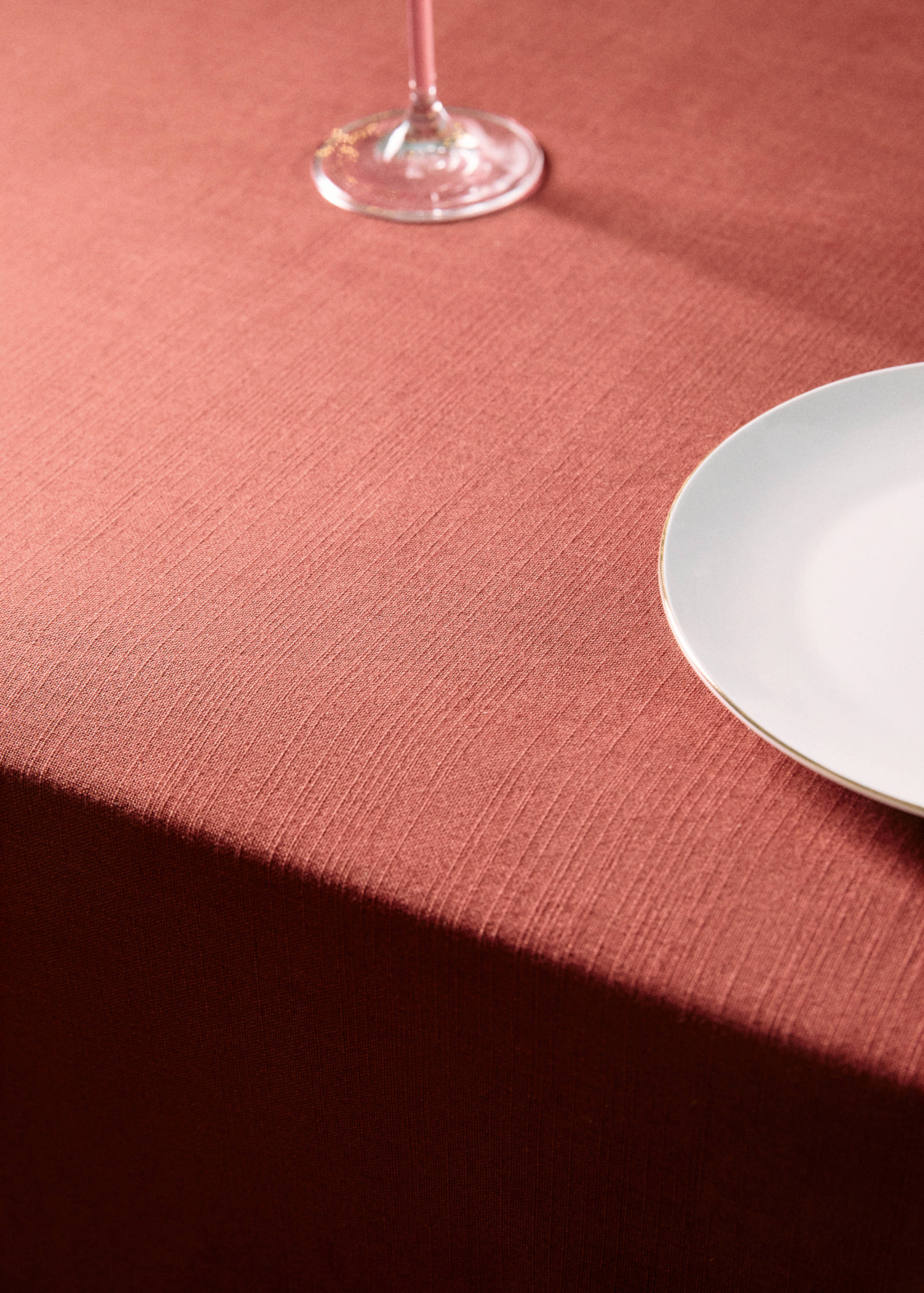 Tablecloth with hemstitch embroidery for 8 to 10 diners - Details of the article 7