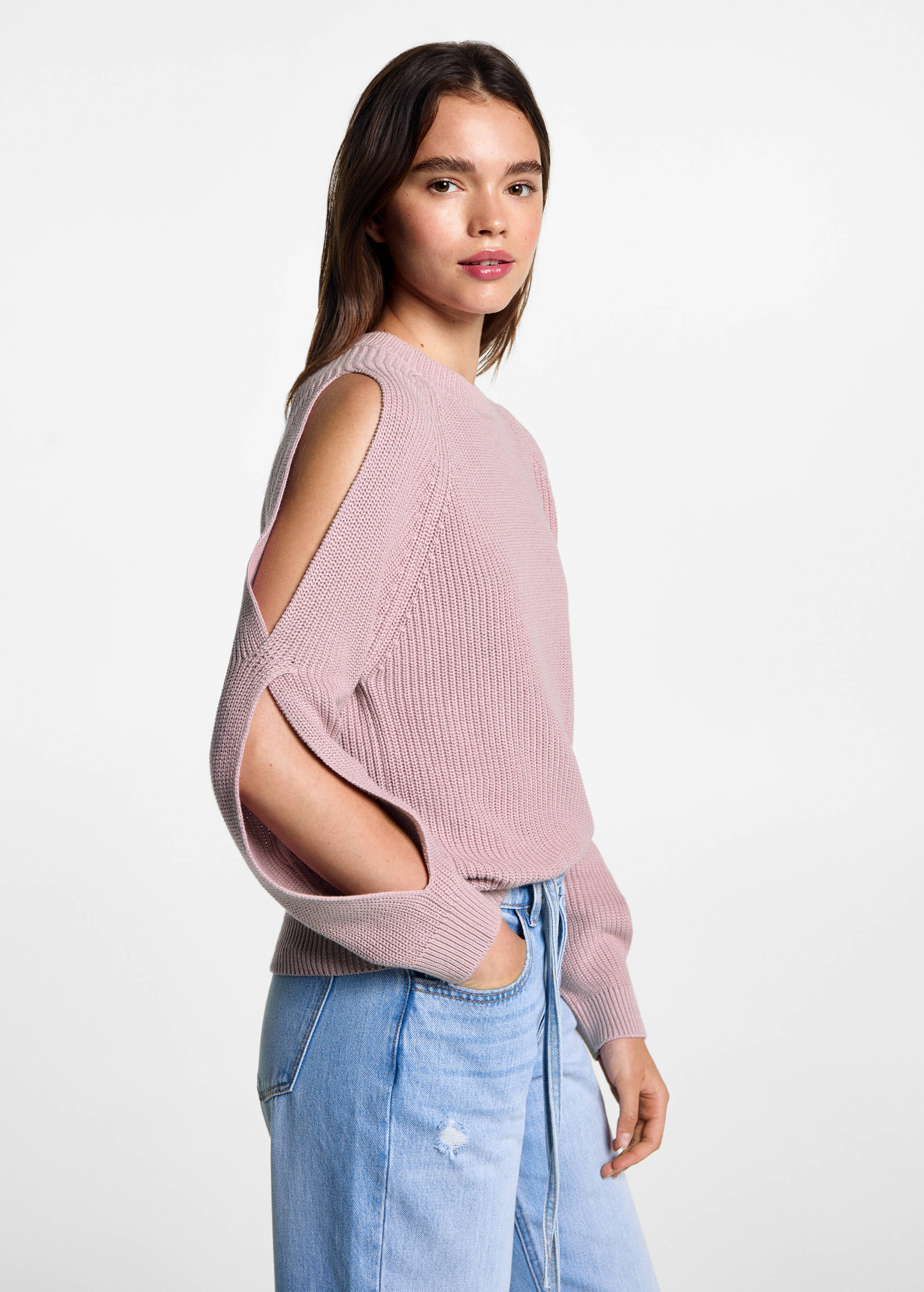 Knitted sweater with openings - Medium plane