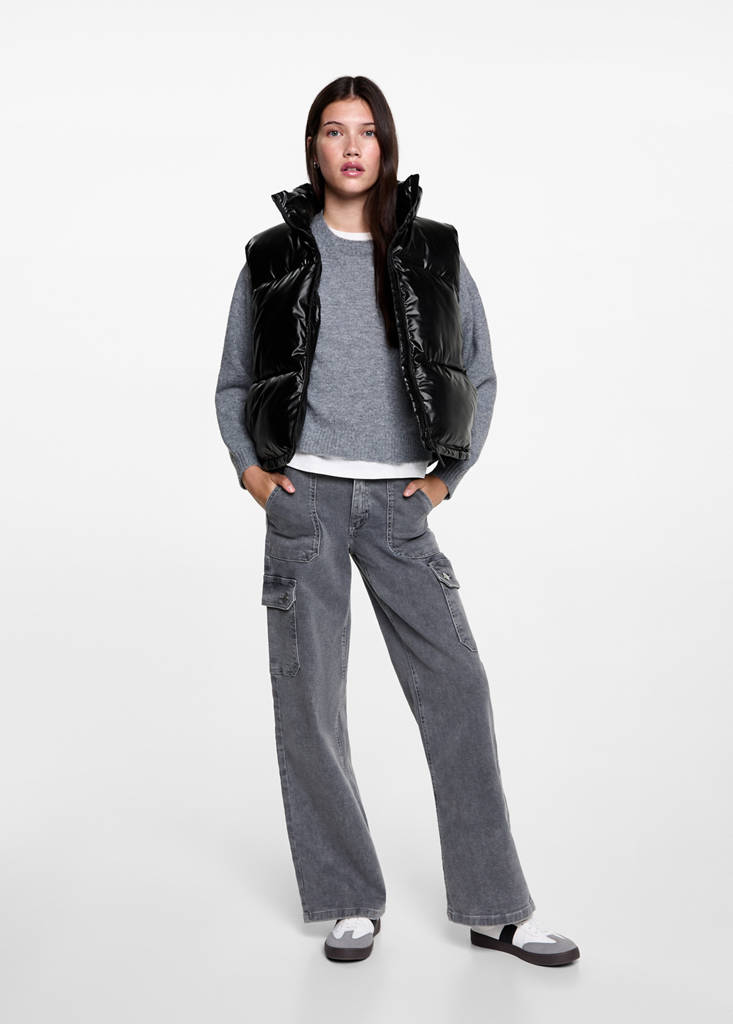 Quilted gilet with pockets — Black