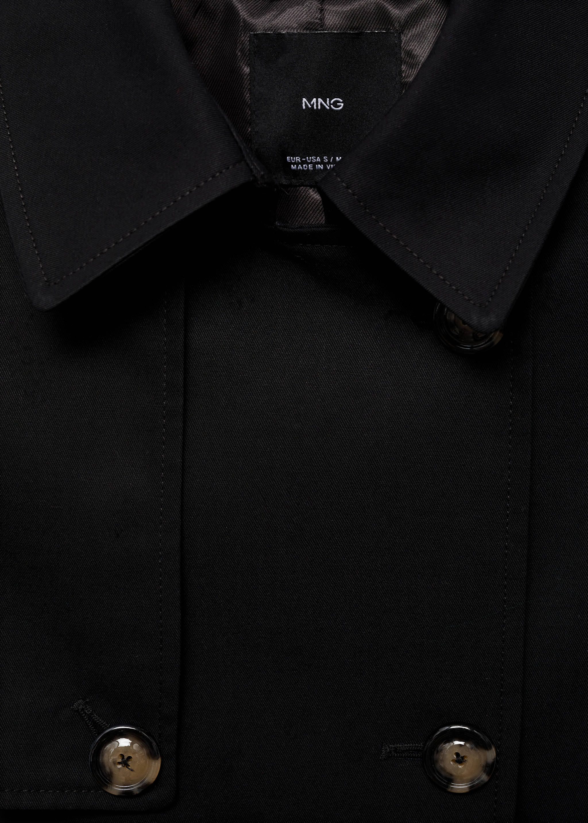 Classic trench coat with belt - Details of the article 8