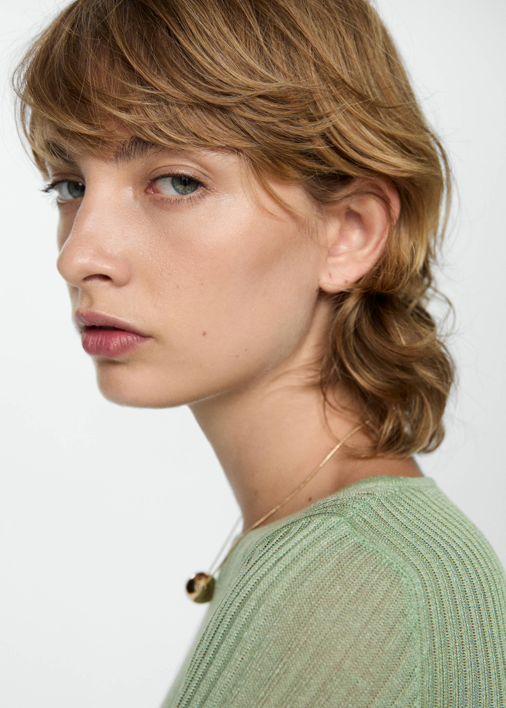 Fine ribbed-knit sweater - Details of the article 1