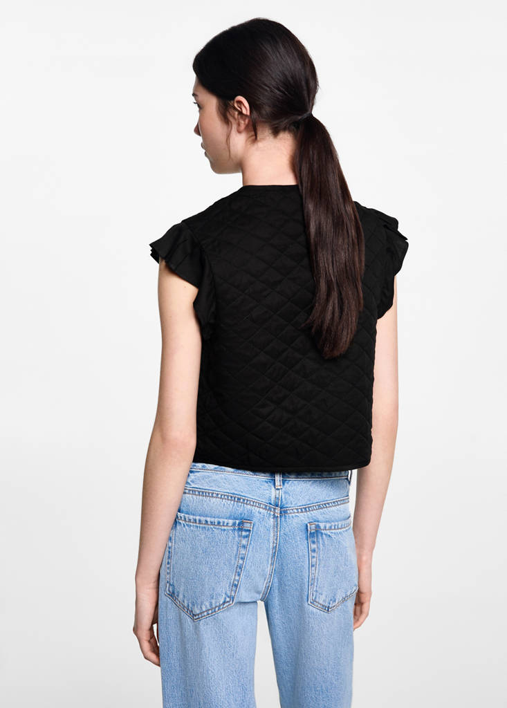 Quilted gilet with pleat — Black