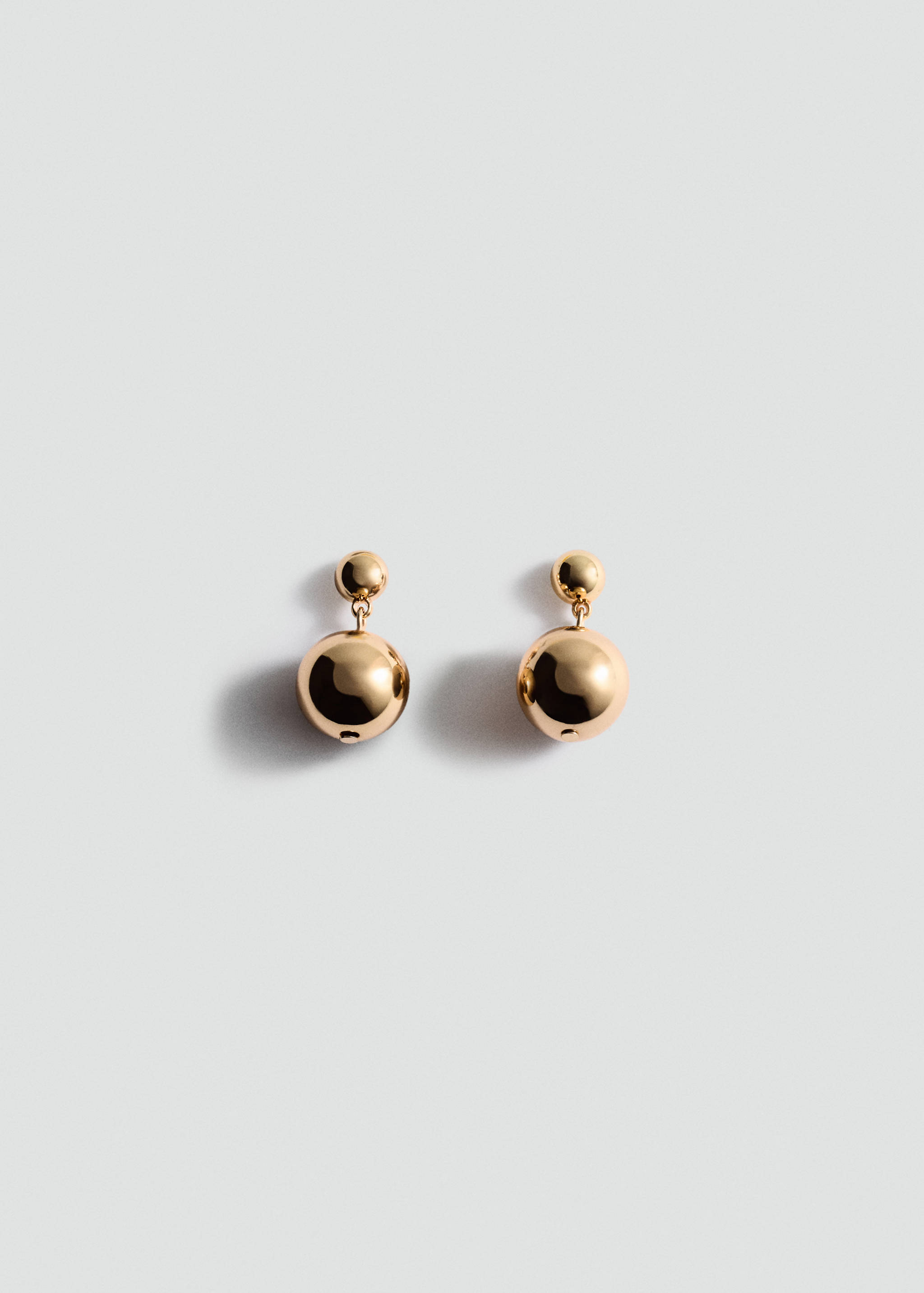 Earrings with ball design - Article without model