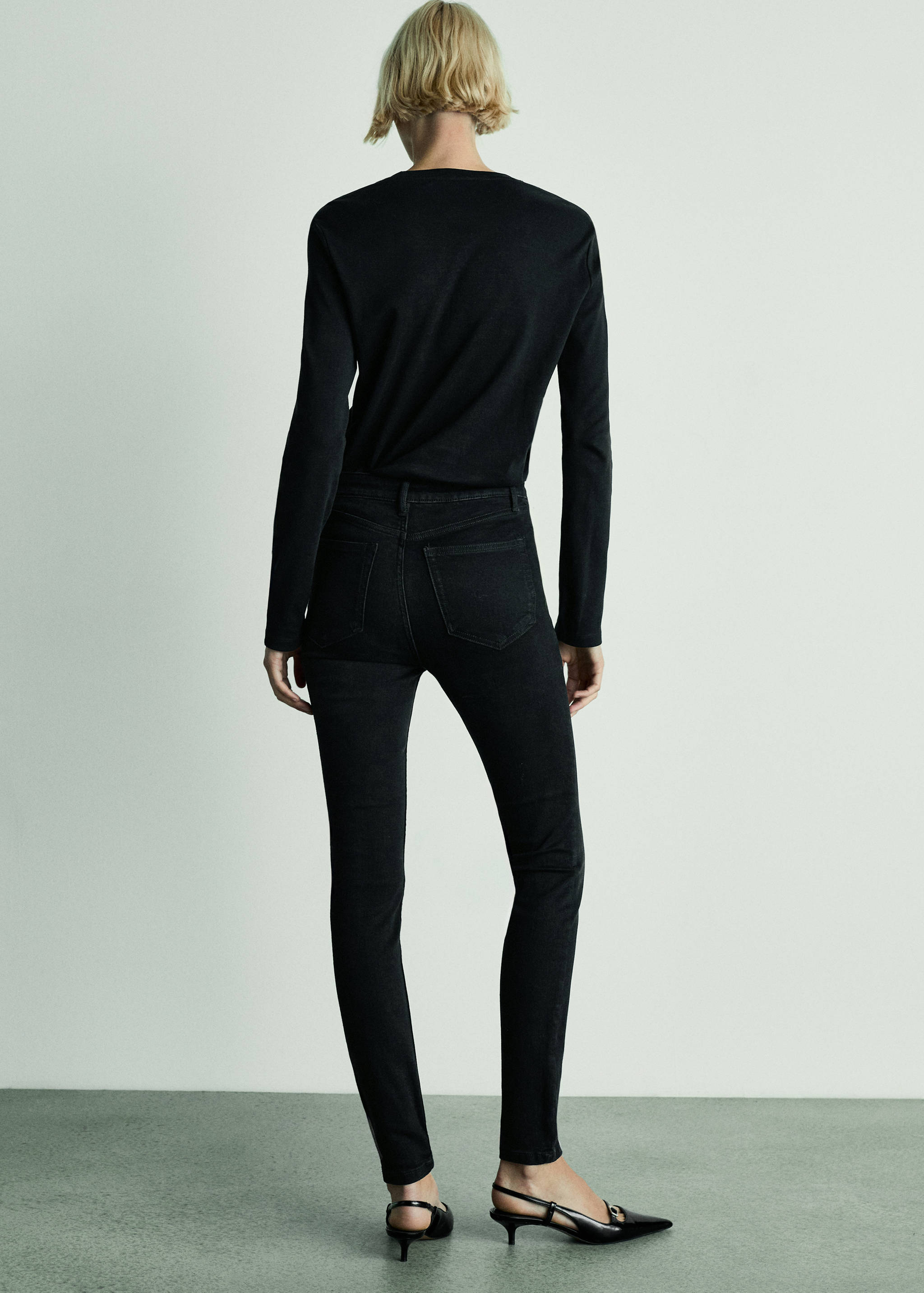 High-rise skinny jeans - Reverse of the article