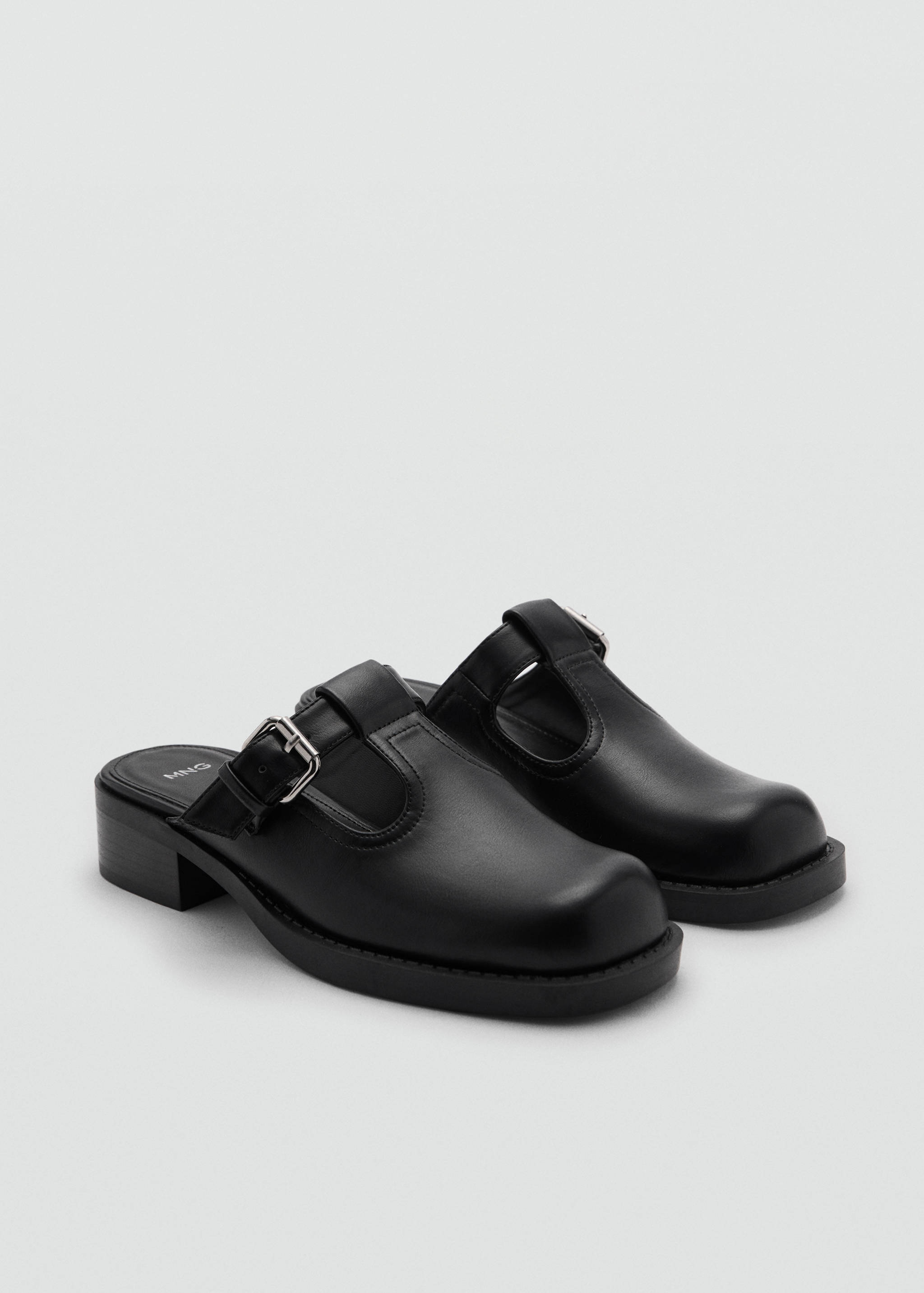 Mule-style clogs with buckle - Medium plane