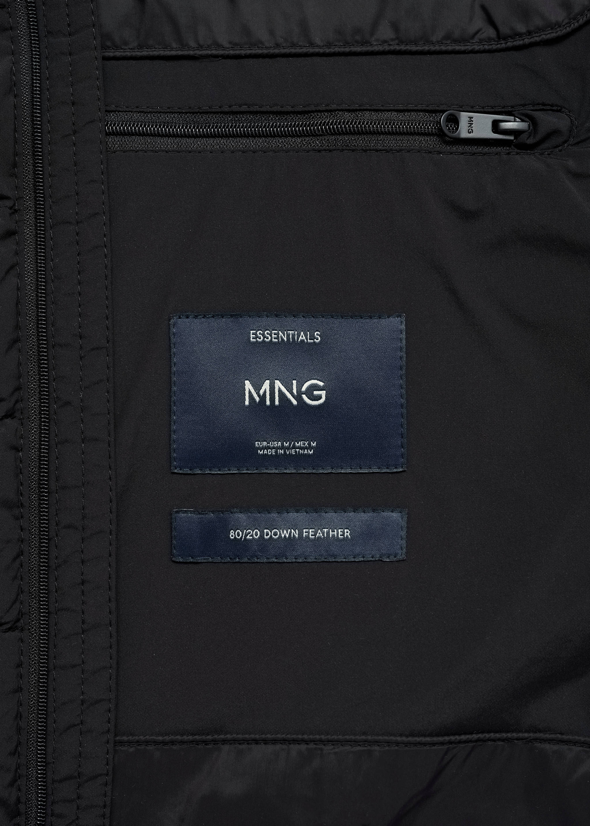 Quilted gilet with feather filling - Details of the article 0