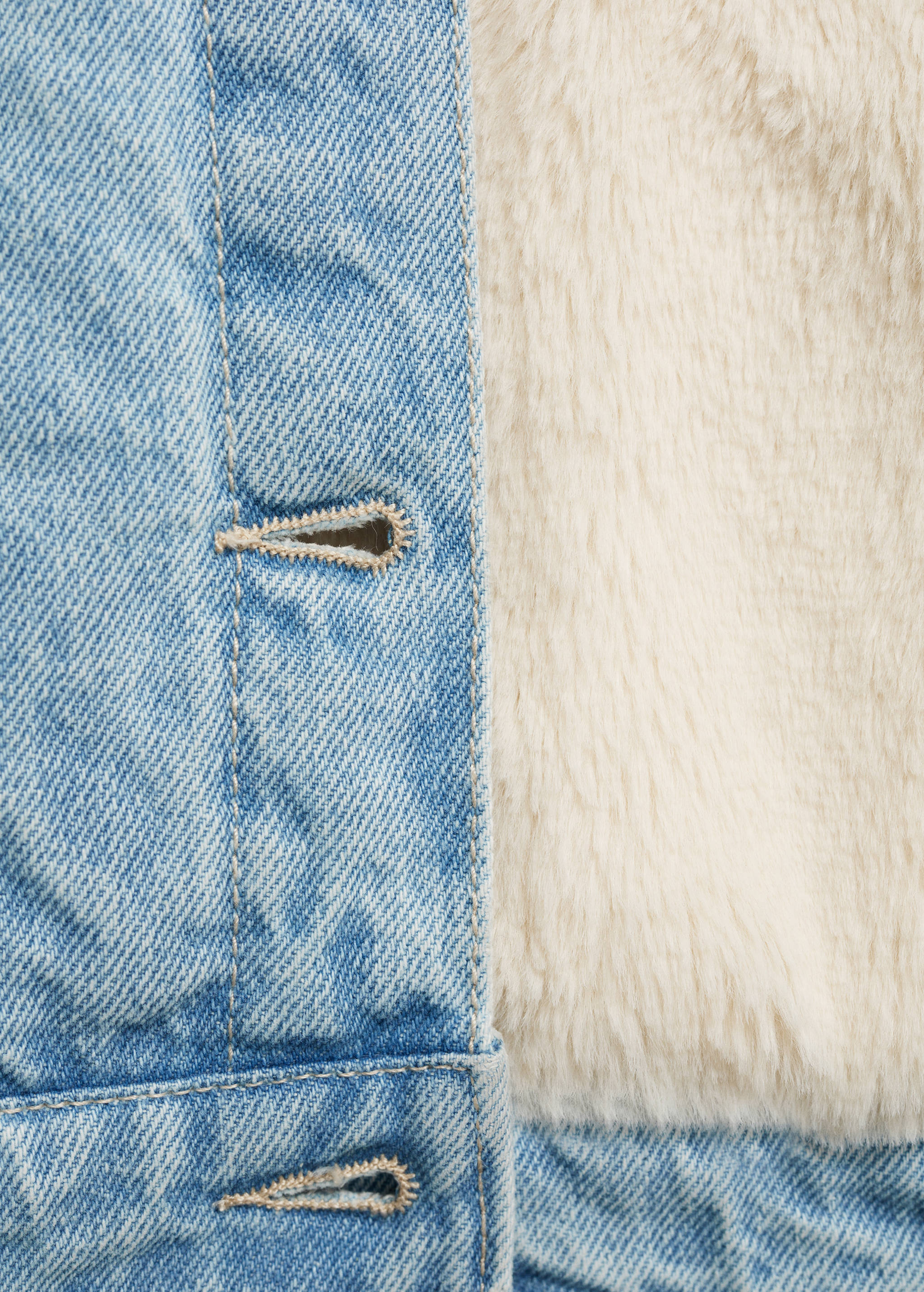 Fur-effect inner jacket - Details of the article 0