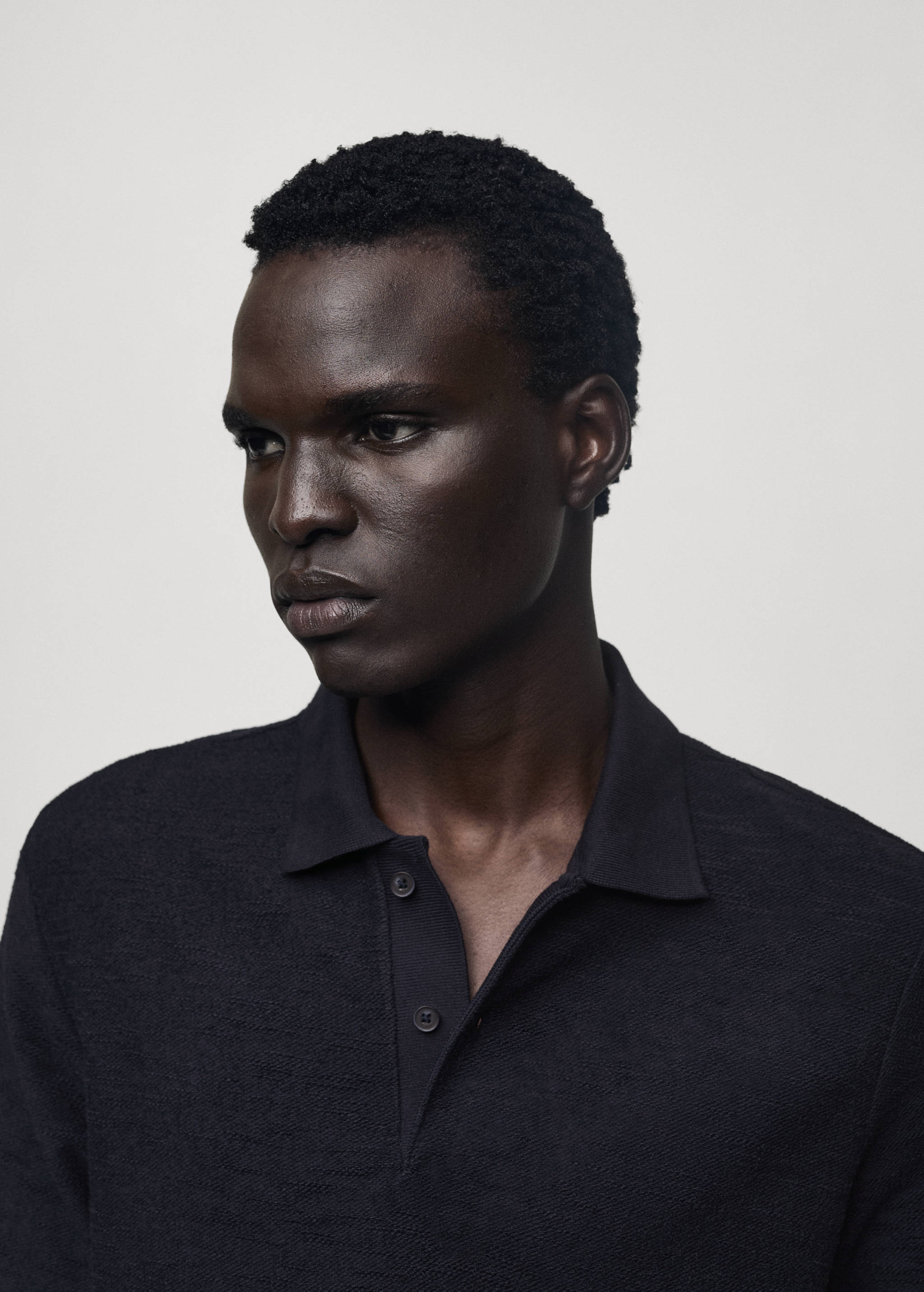 Regular-fit cotton polo shirt with terry structure - Details of the article 1