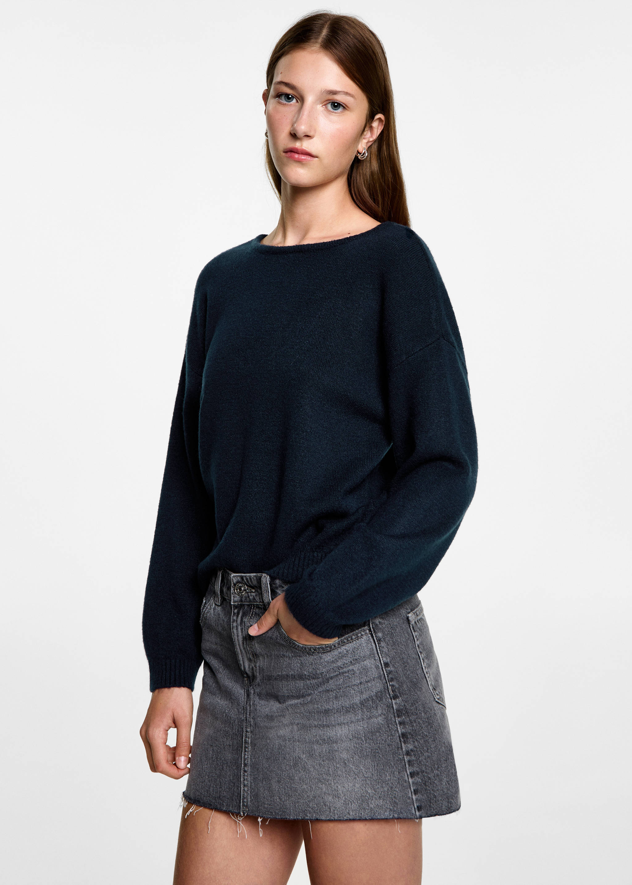 Back vent sweater - Medium plane