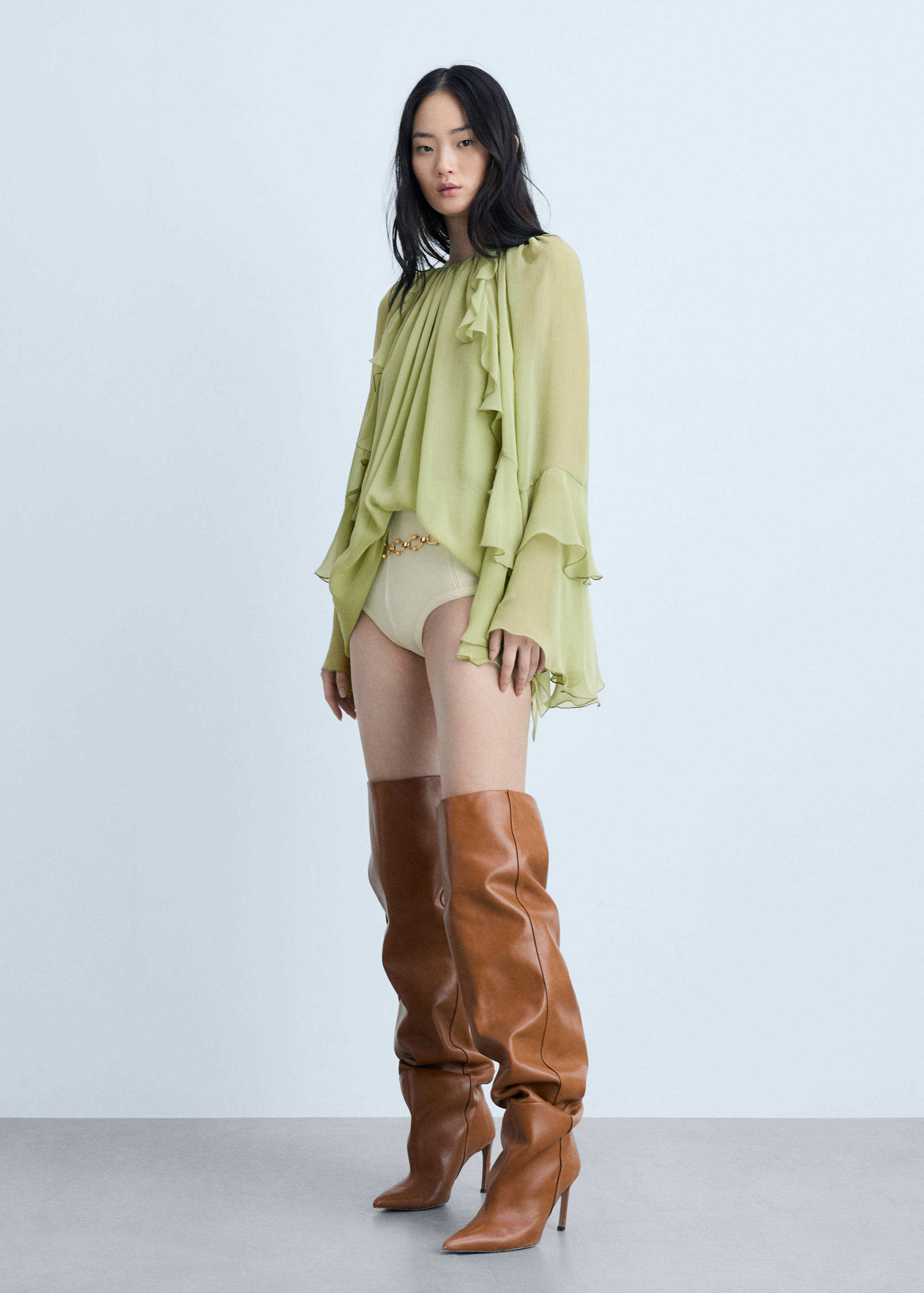 Ruffled chiffon dress - General plane