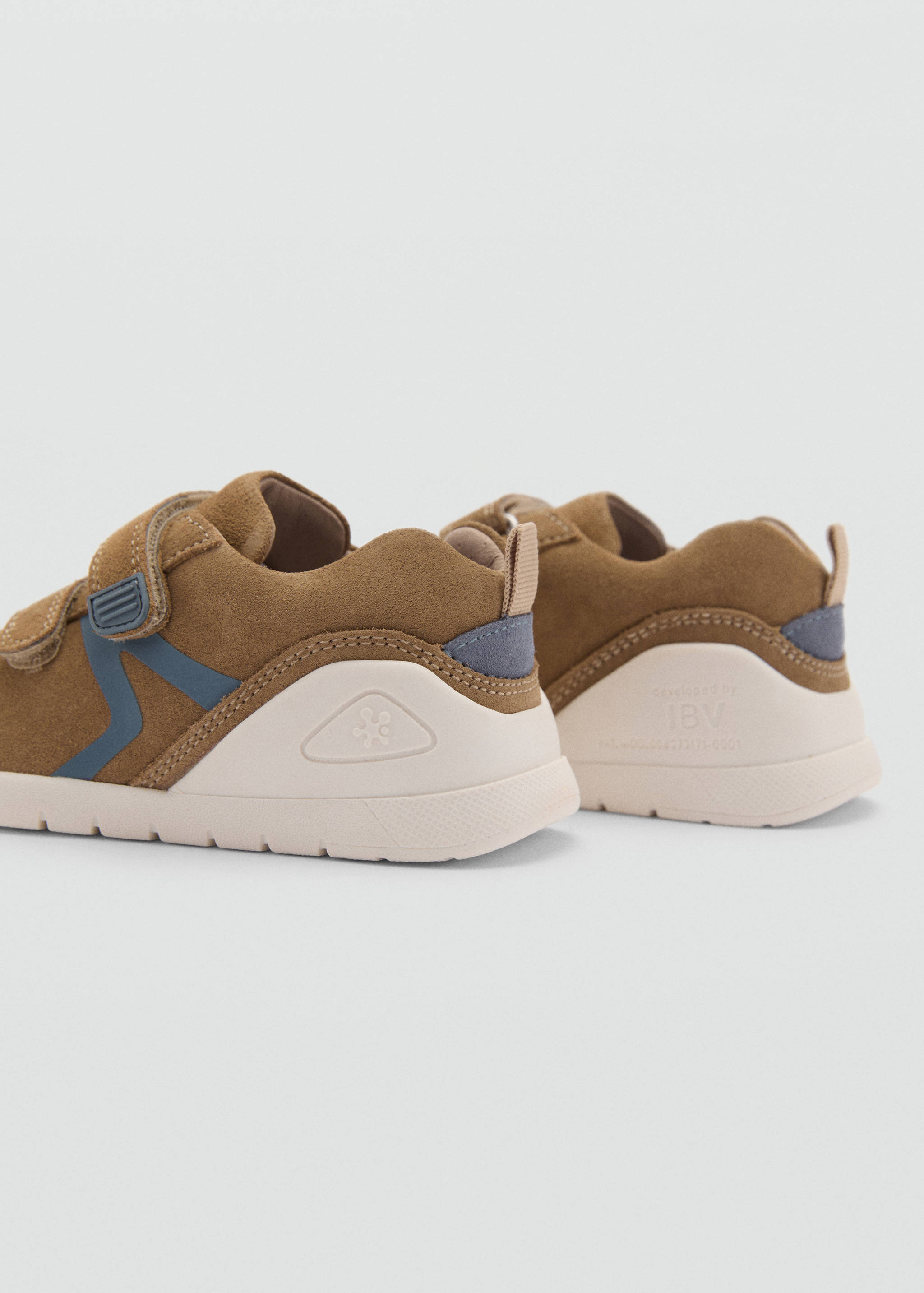 Biomecanics leather trainers - Details of the article 1