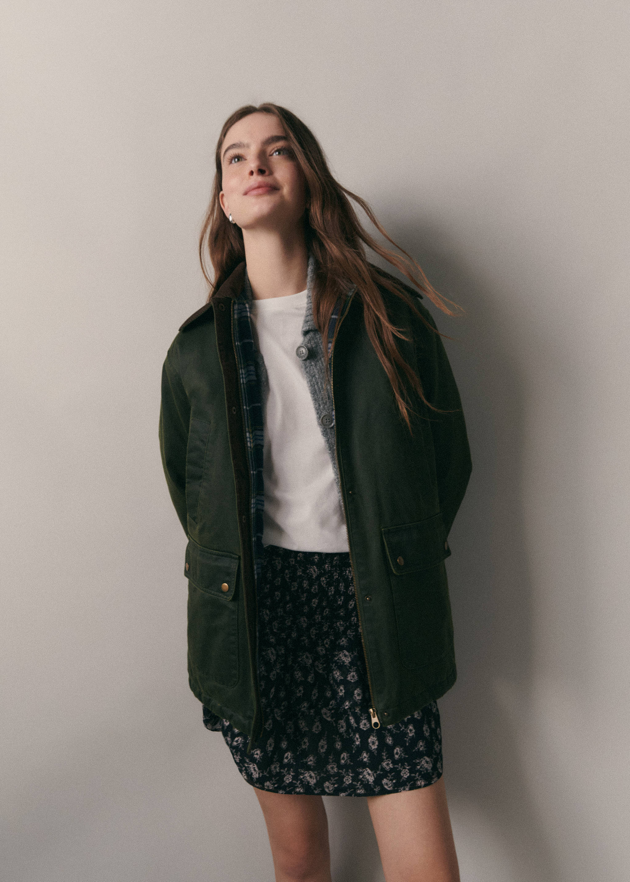 Long waxed-effect barn jacket - Details of the article 5