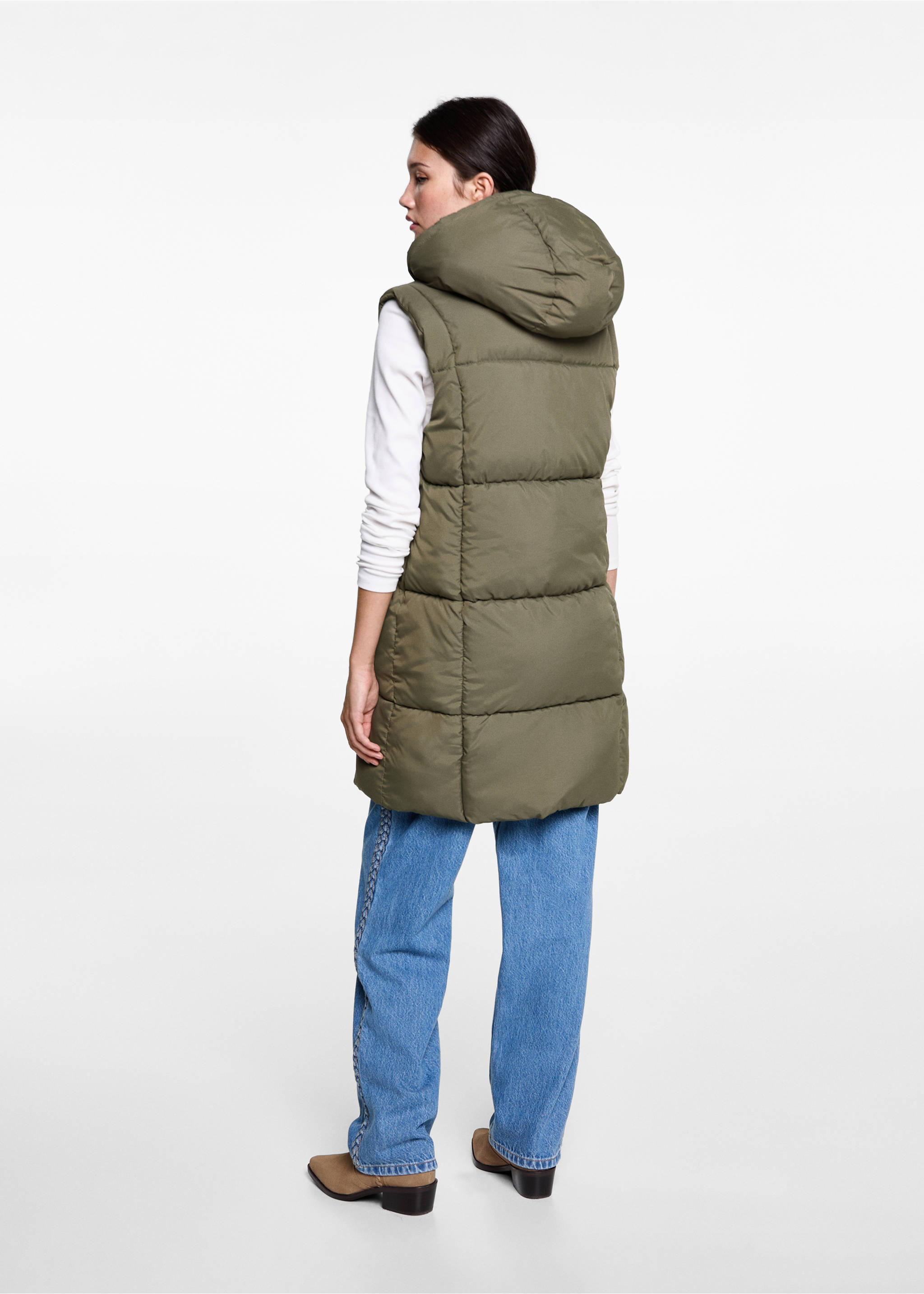Gilet matelassé à capuche - Verso de l’article, Kaki. Ref: 77055637-00.