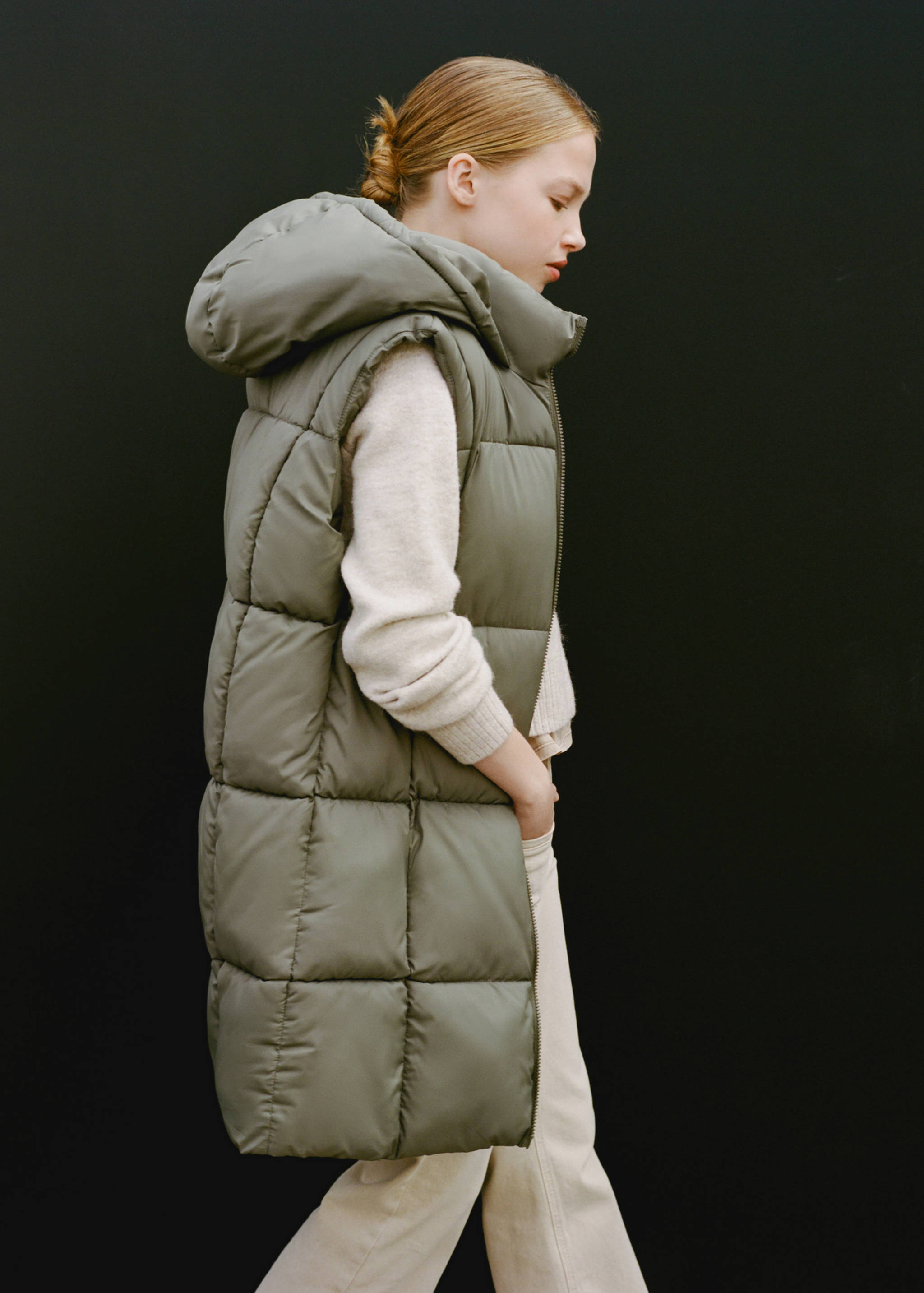 Chaleco acolchado capucha - Detalle del artículo 5