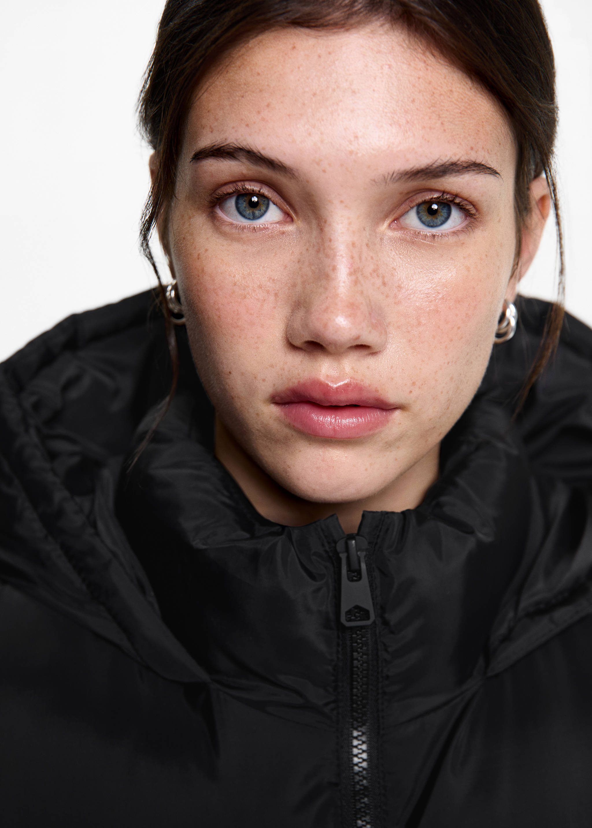 Chaleco acolchado capucha - Detalle del artículo 1