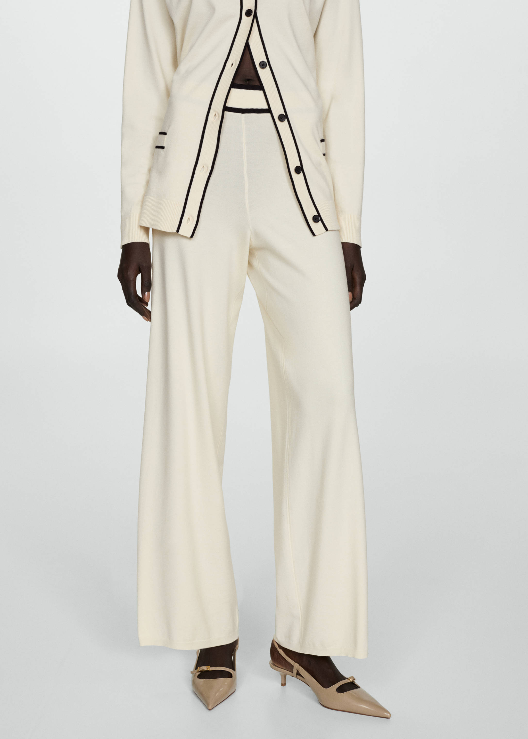 Pantalón recto punto - Plano medio