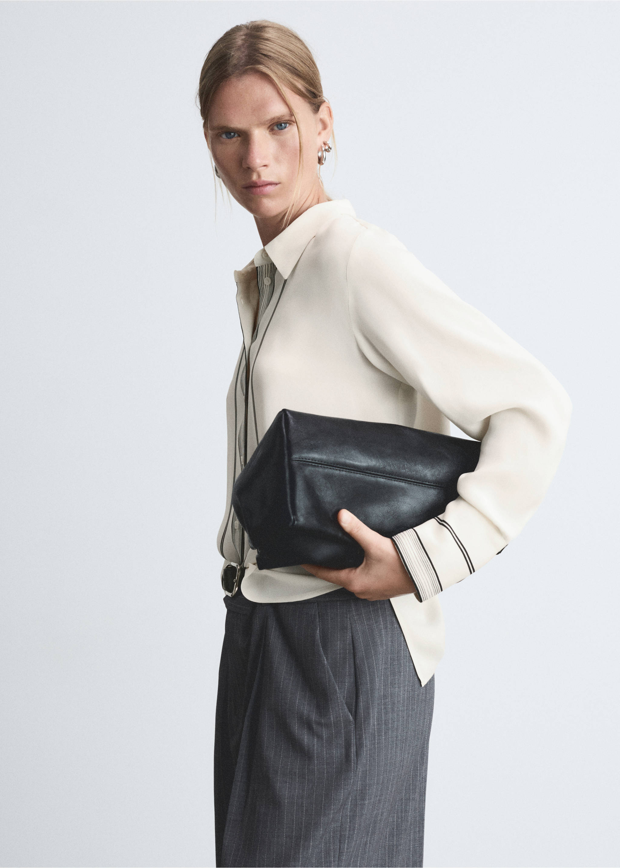 Off-white shirt with long sleeves and striped cuffs., Off White. Ref: 77055643-00.