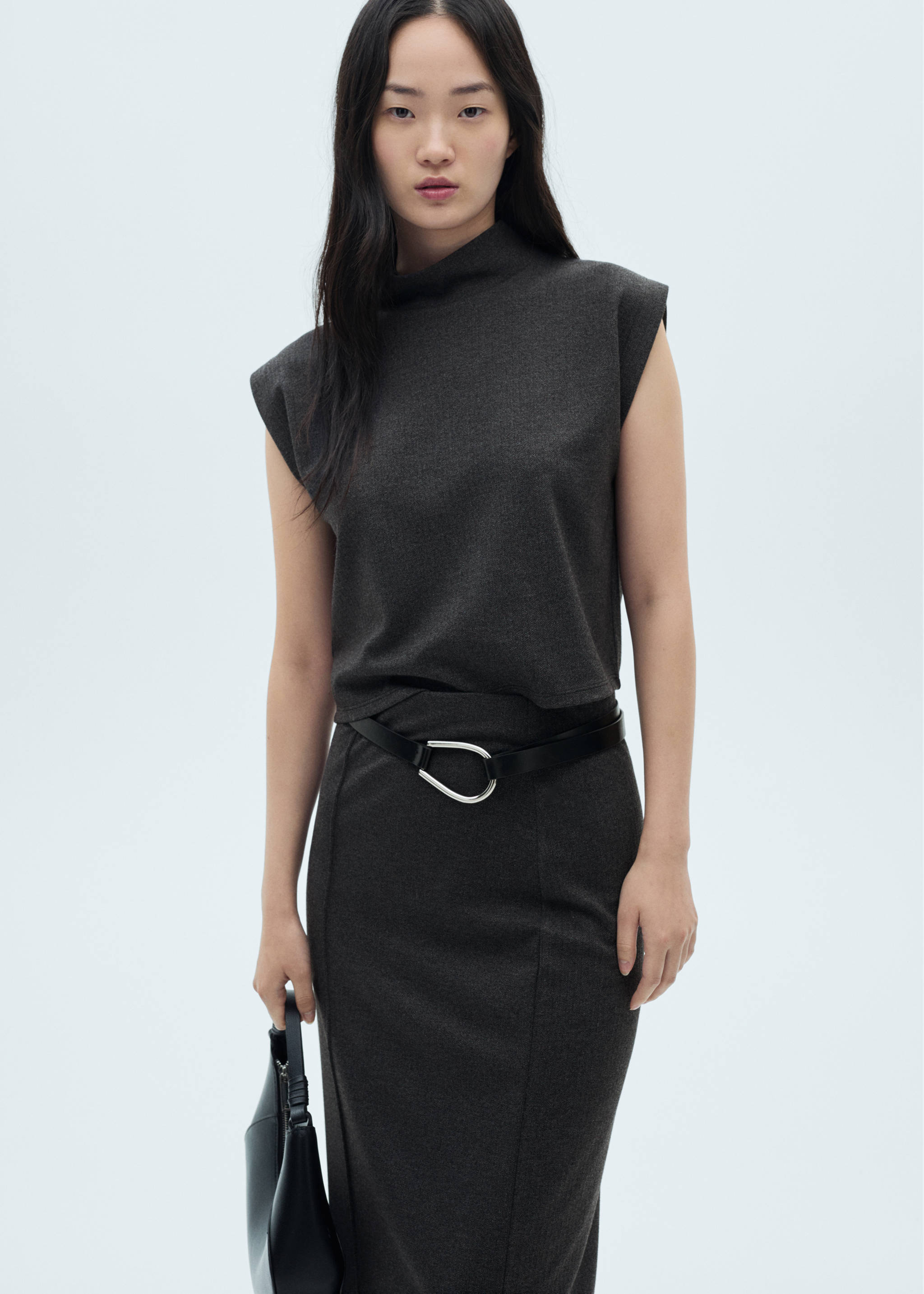 Top crop punto - Plano medio