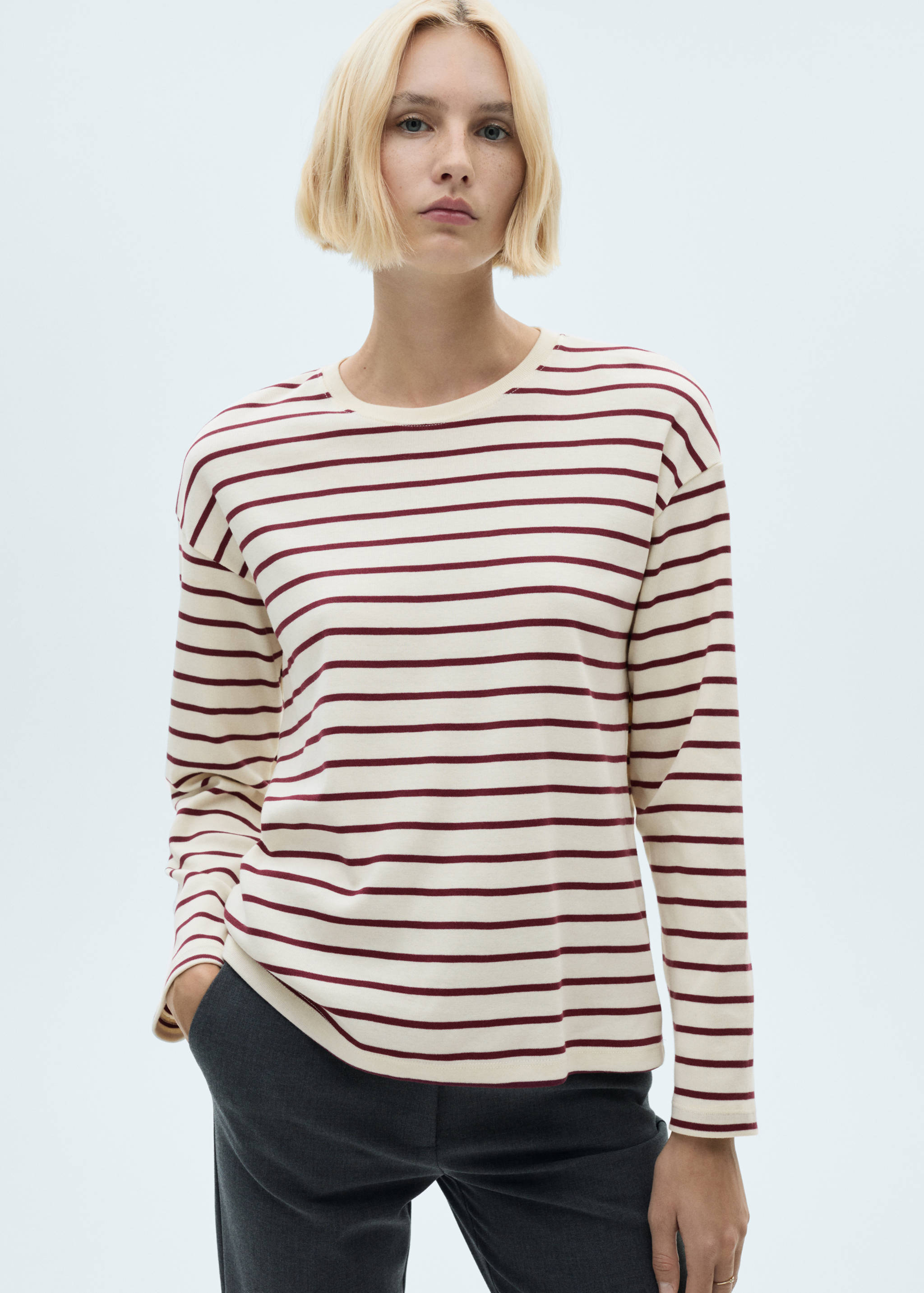 Striped knitted sweatshirt - Medium plane