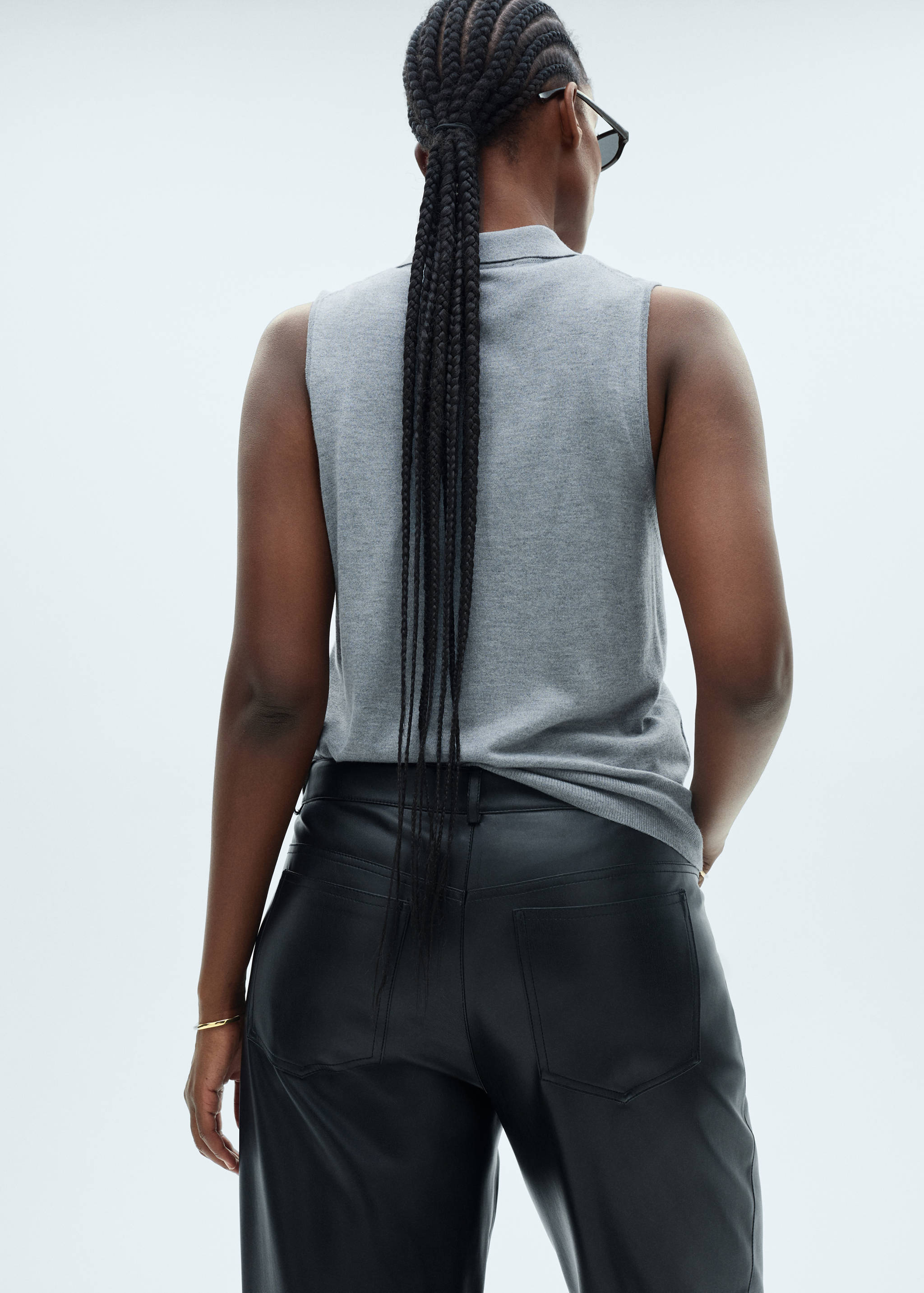 Mid-rise Faux-leather trousers - Details of the article 4