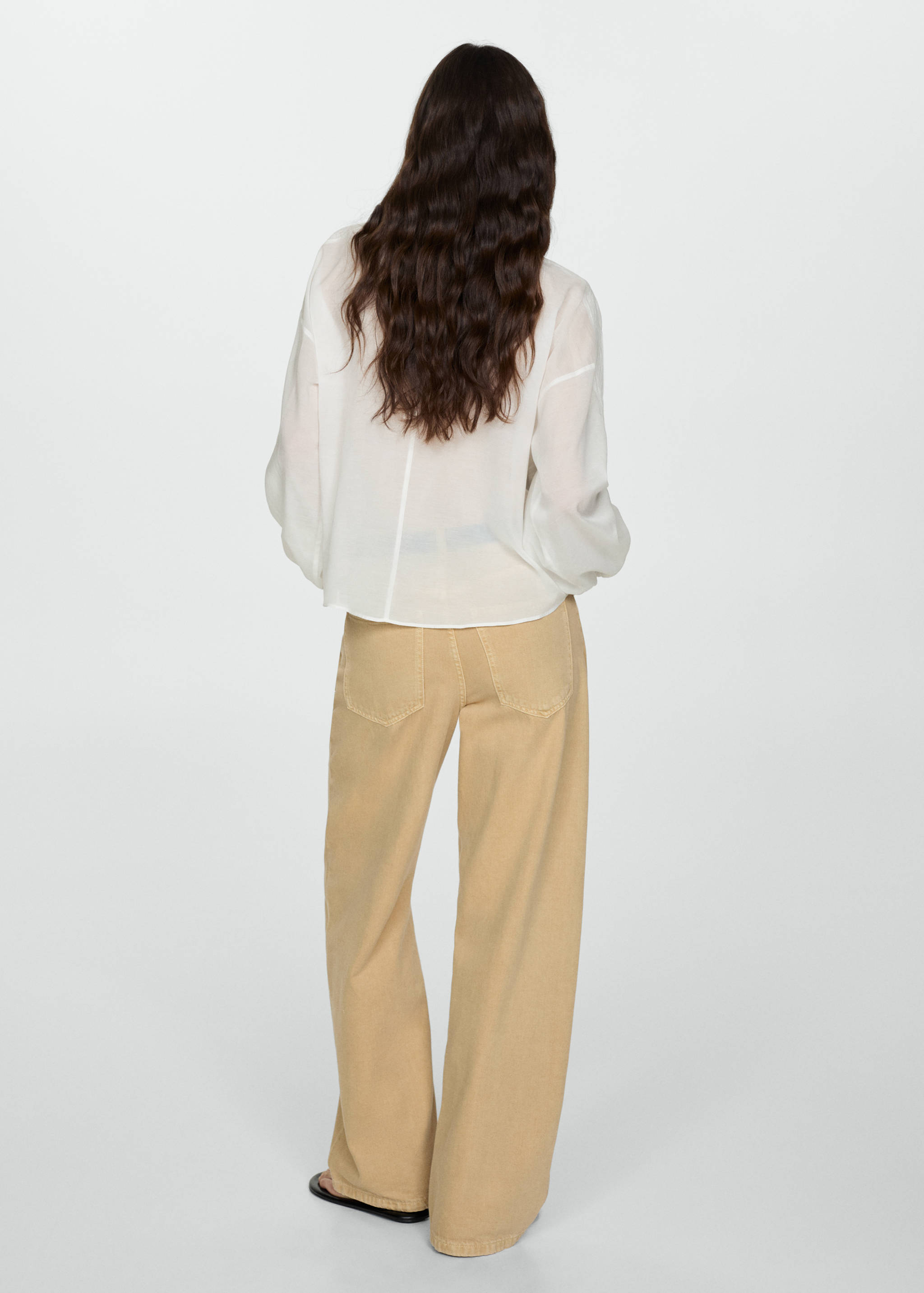 Embroidered details blouse - Reverse of the article