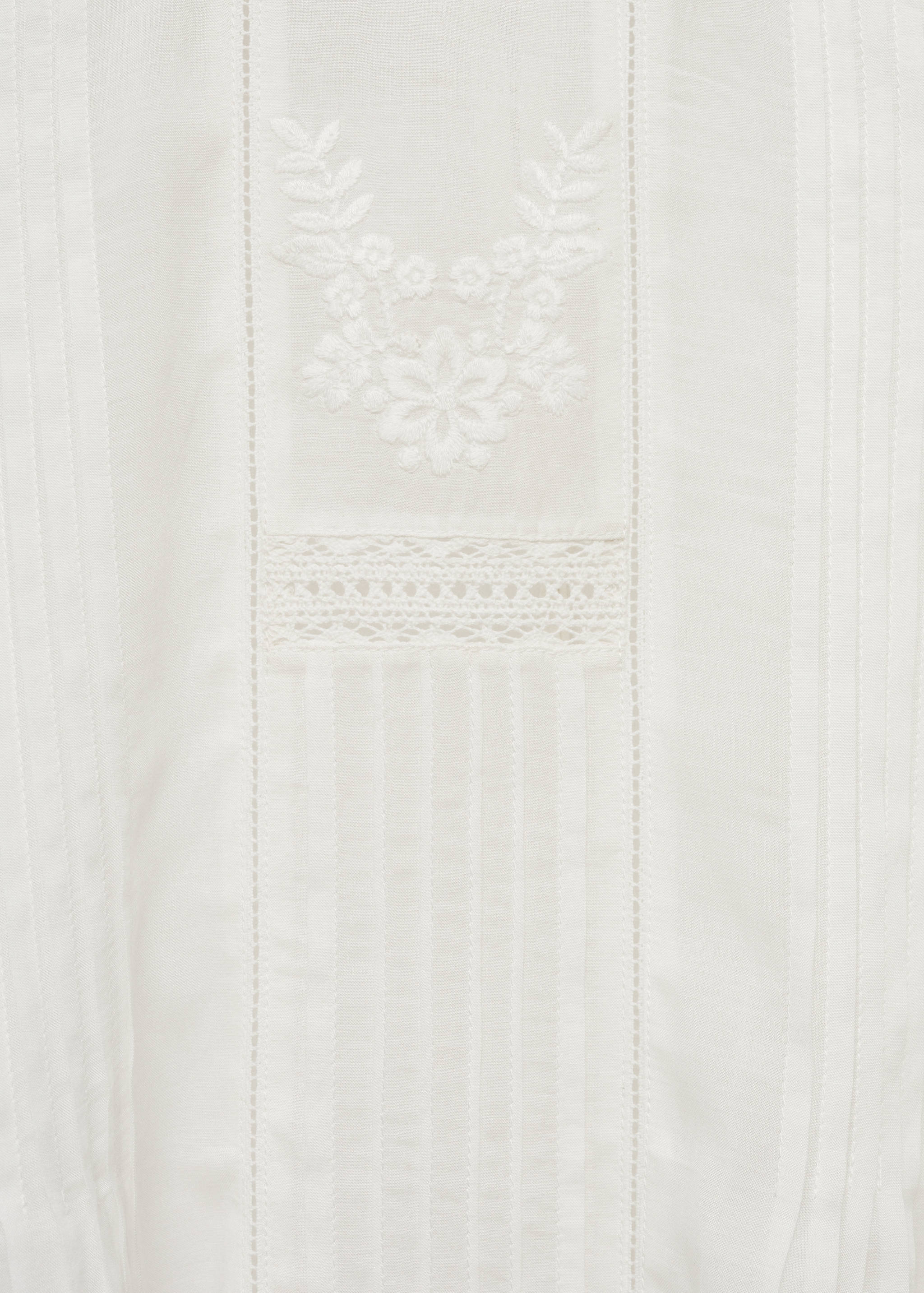 Embroidered details blouse - Details of the article 8