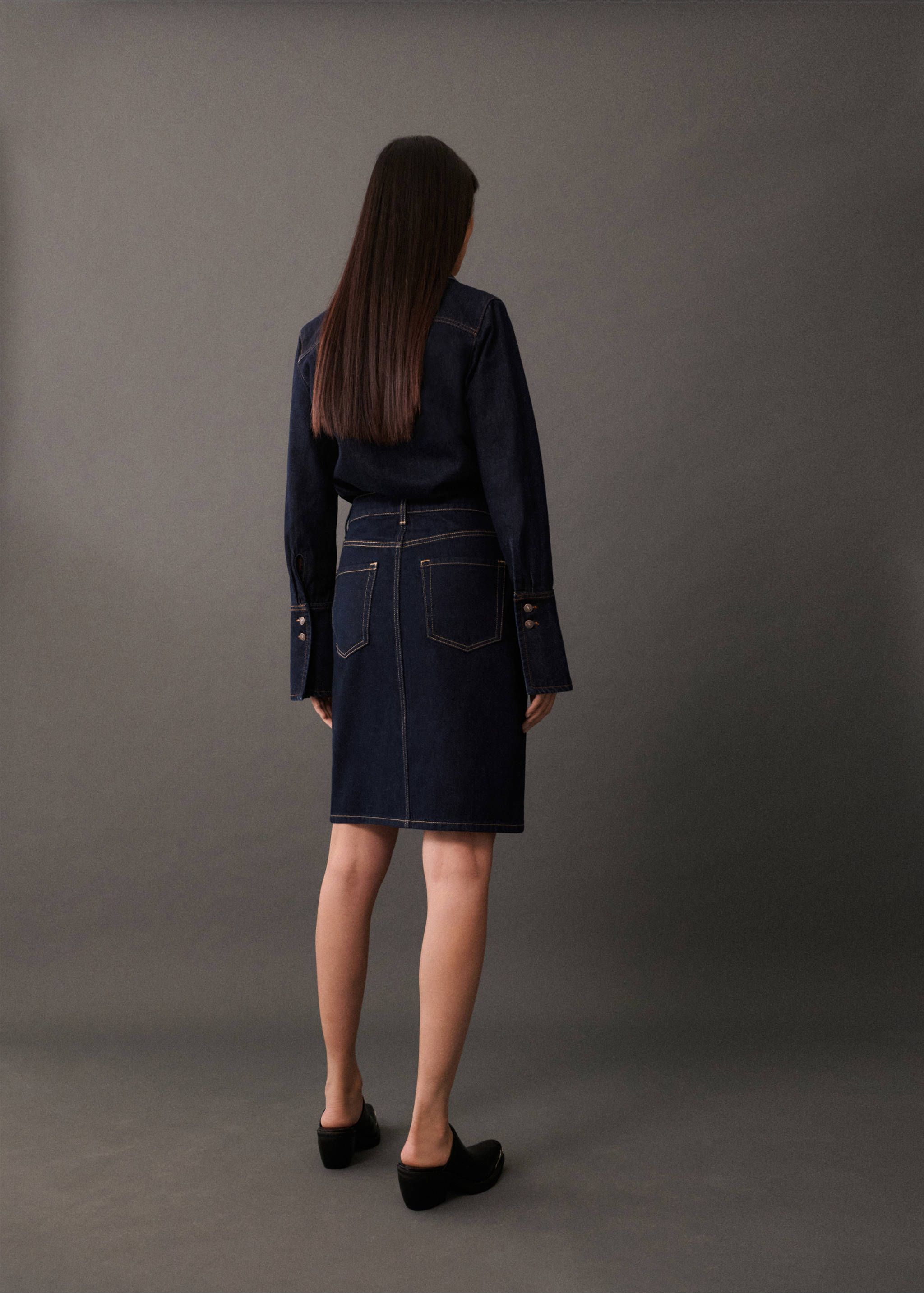 Rinse-wash denim midi-skirt - Reverse of the article, Open Blue. Ref: 77055657-00.