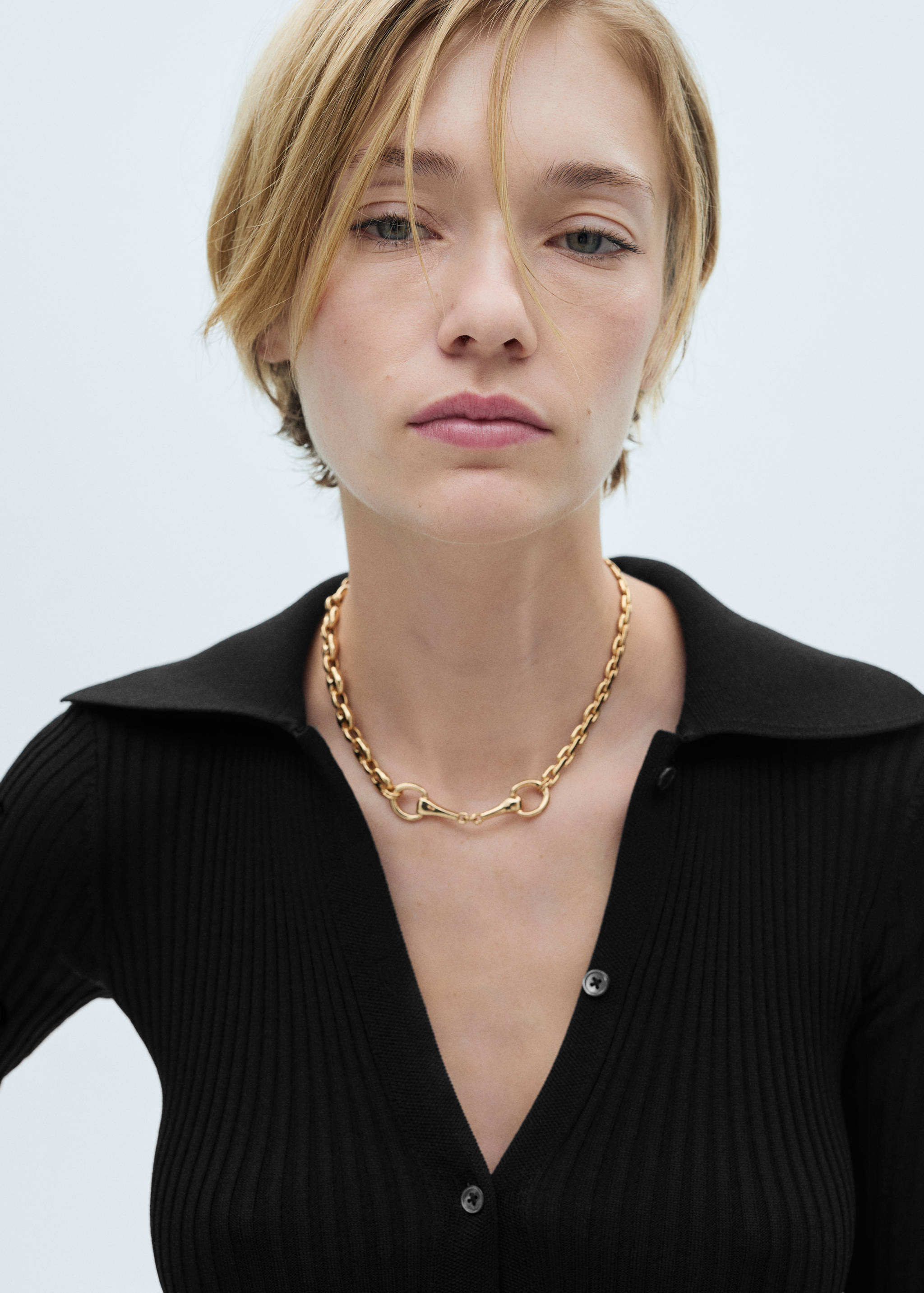 Long jumpsuit with combined design - Details of the article 1