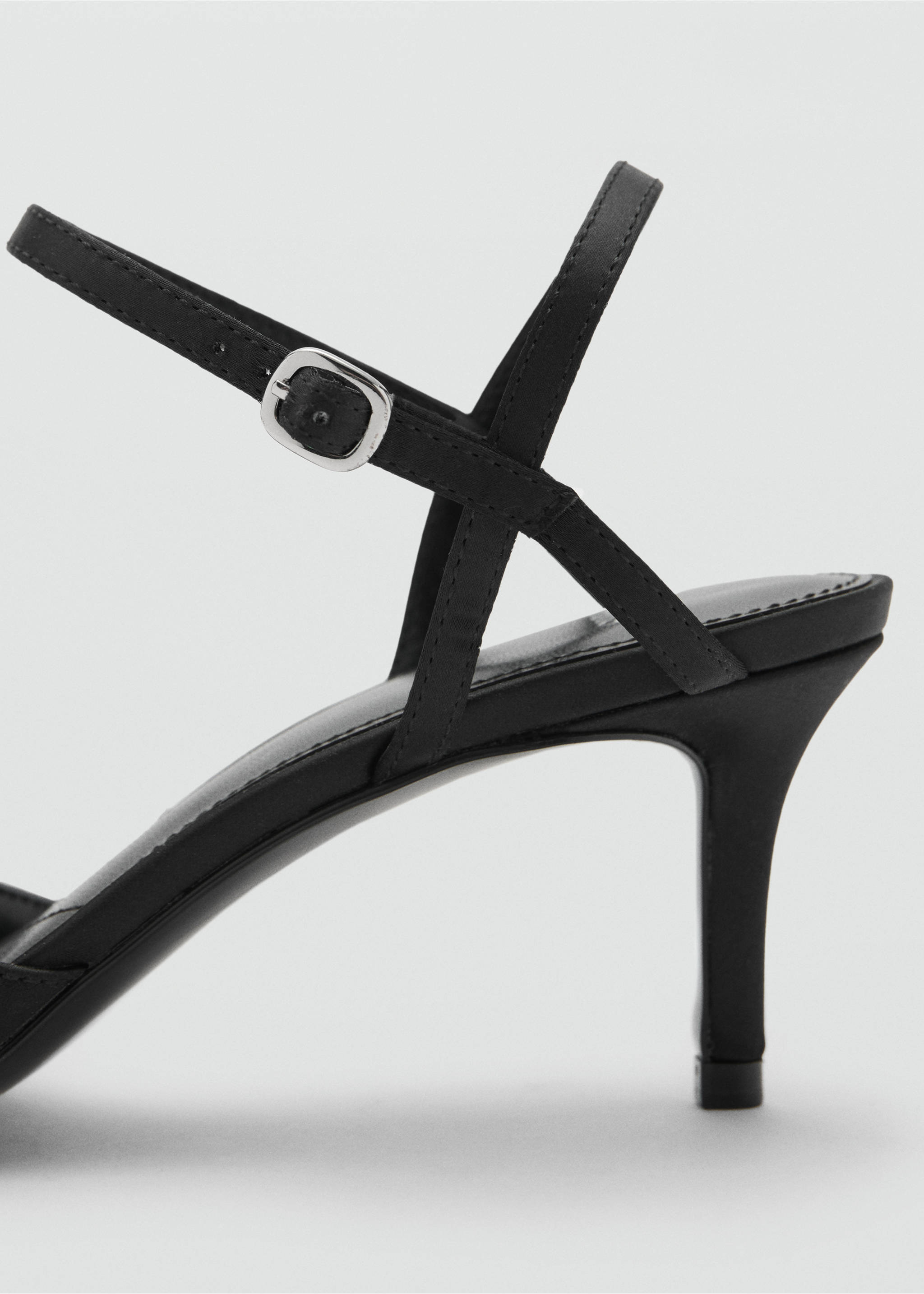 Chaussures talon lanières - Détail de l'article 1, Noir. Ref: 77055663-00.