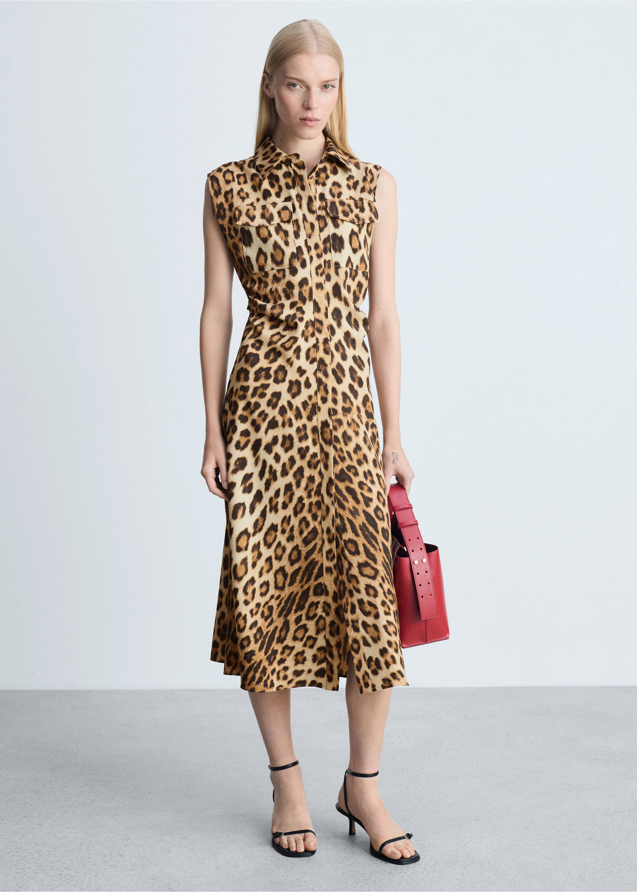 Vestido camisero leopardo - Plano general, Marrón. Ref: 77055668-00.