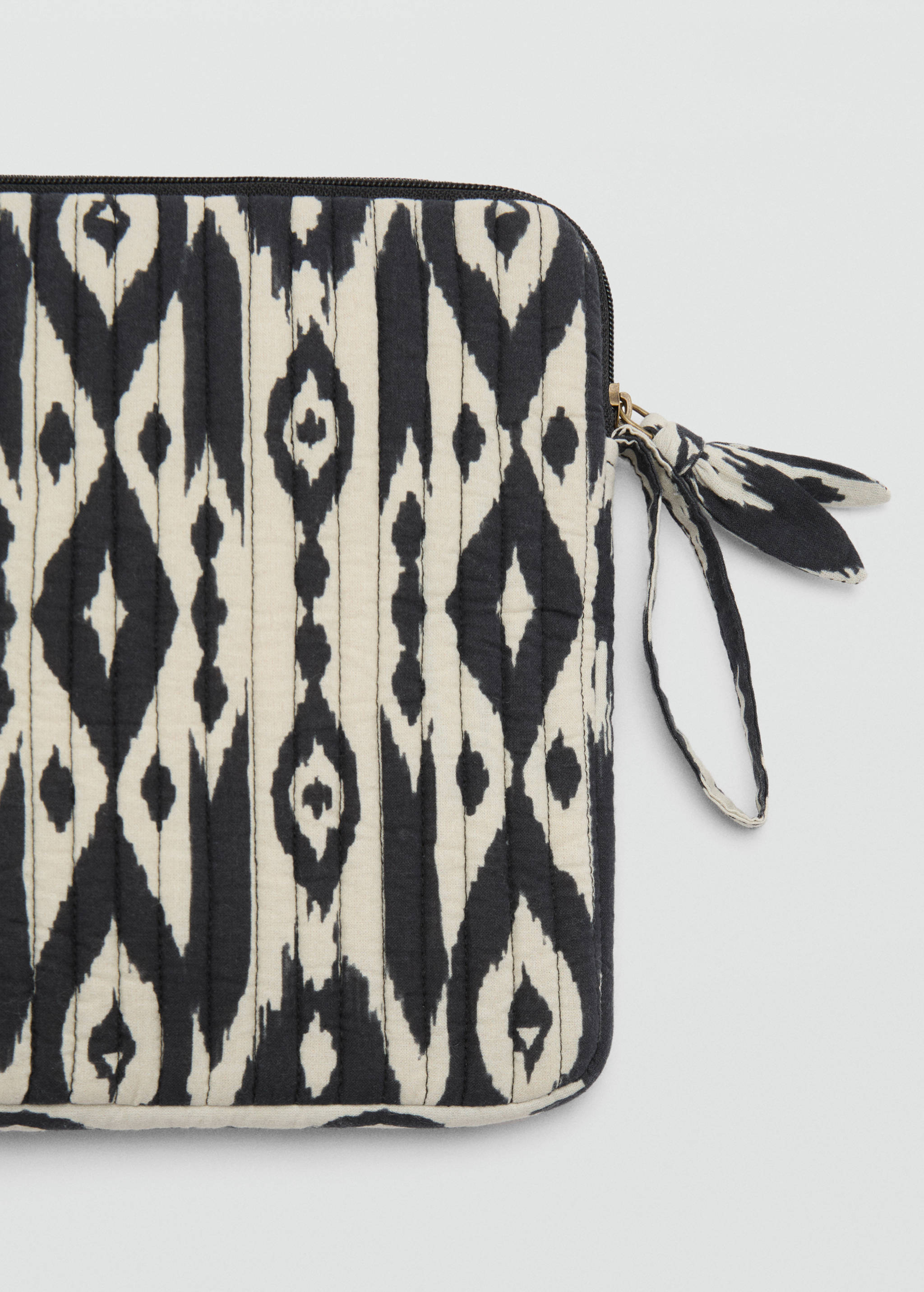 Printed laptop case - Details of the article 1