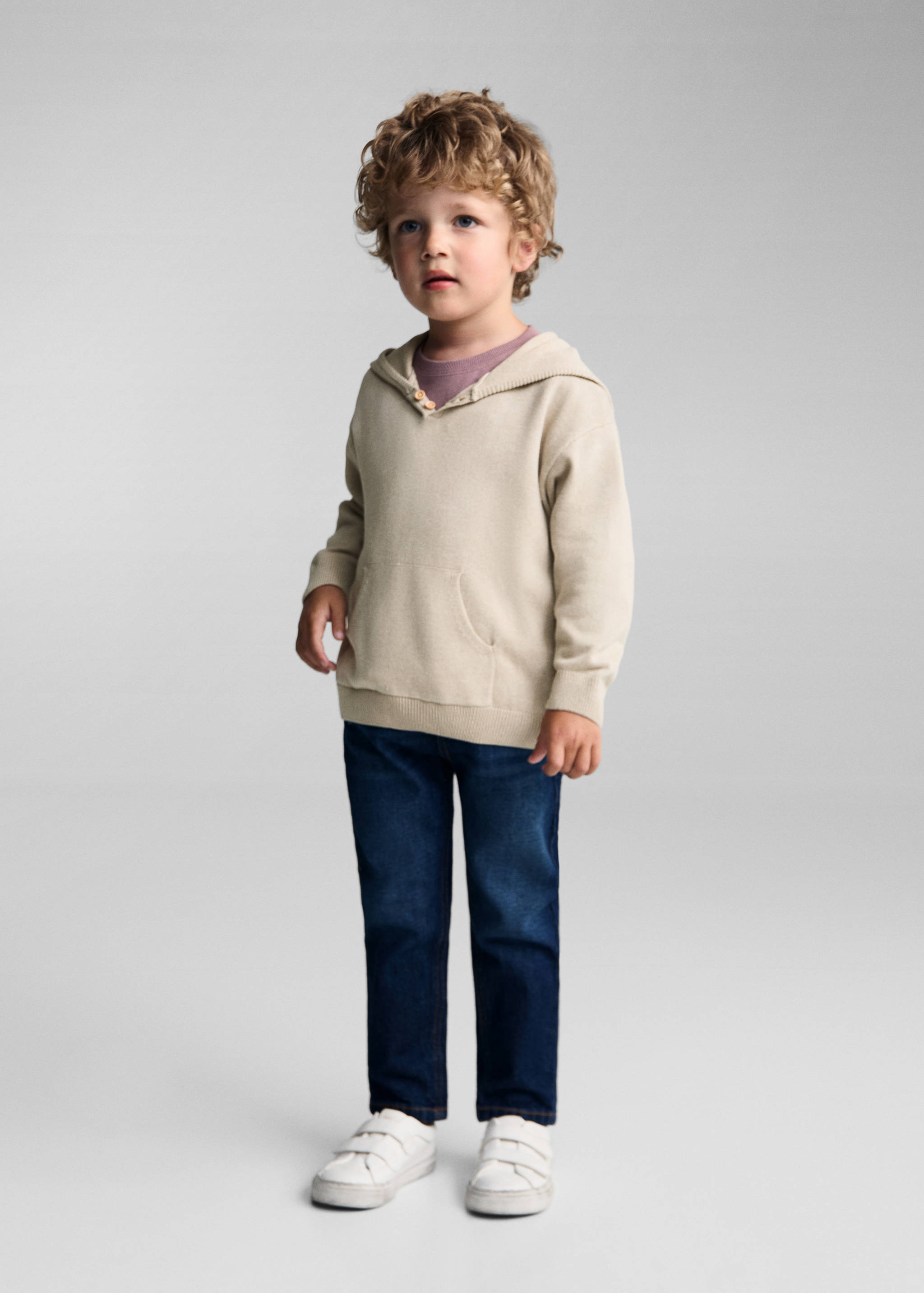 كنزة بغطاء رأس - رؤية عامة