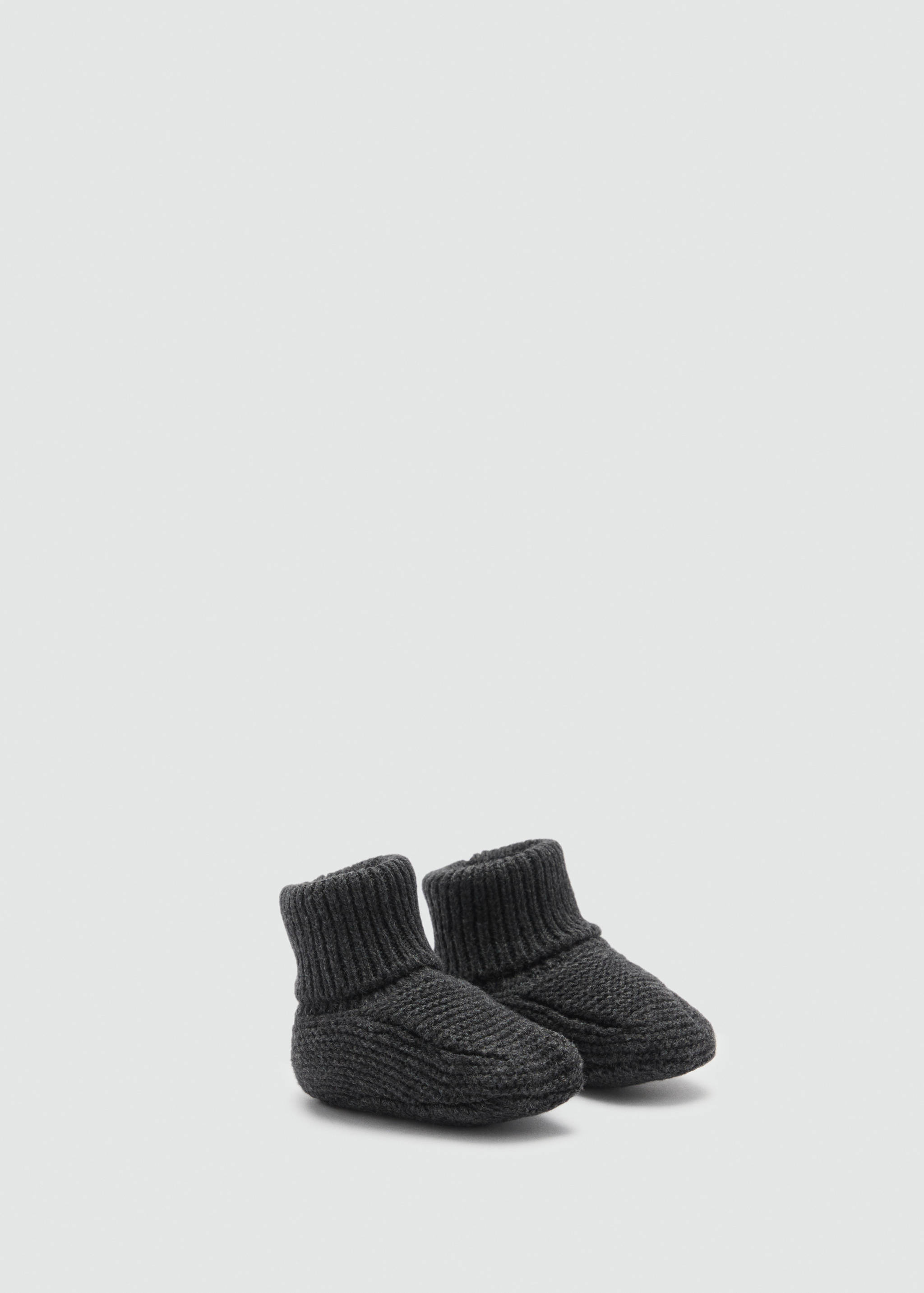 Knit bootees - Reverse of the article