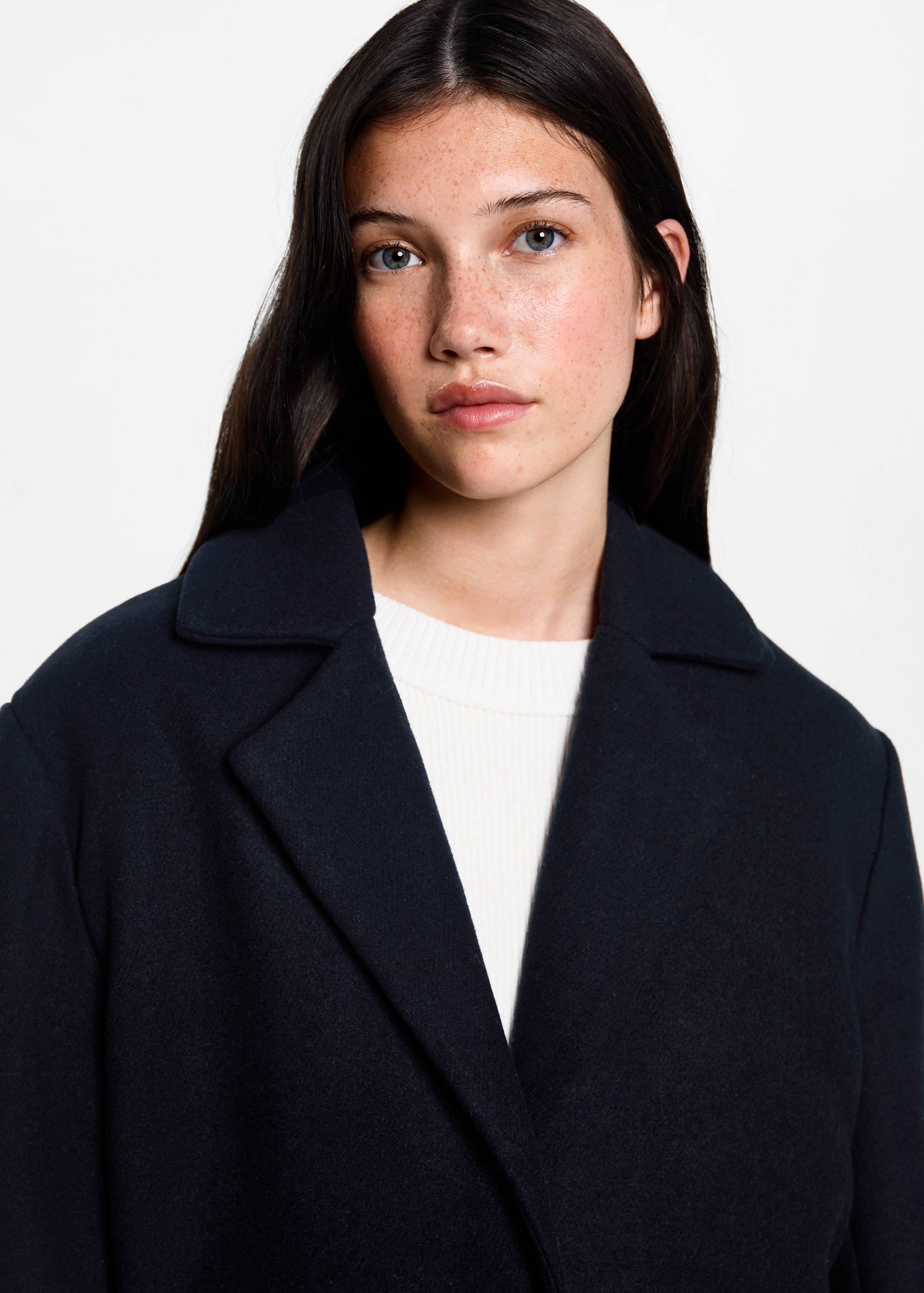 Cloth coat with pockets - Details of the article 1