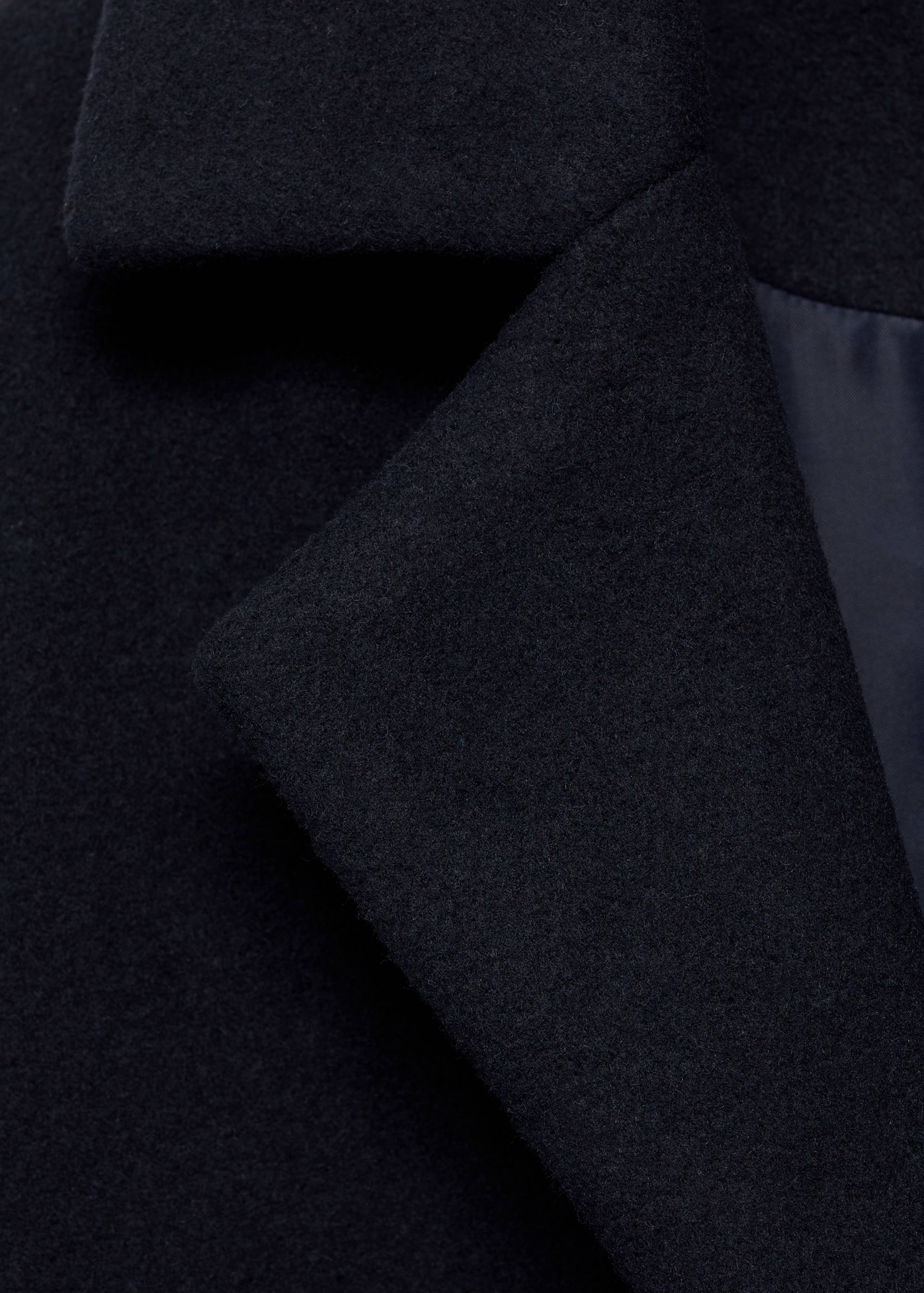 Cloth coat with pockets - Details of the article 0