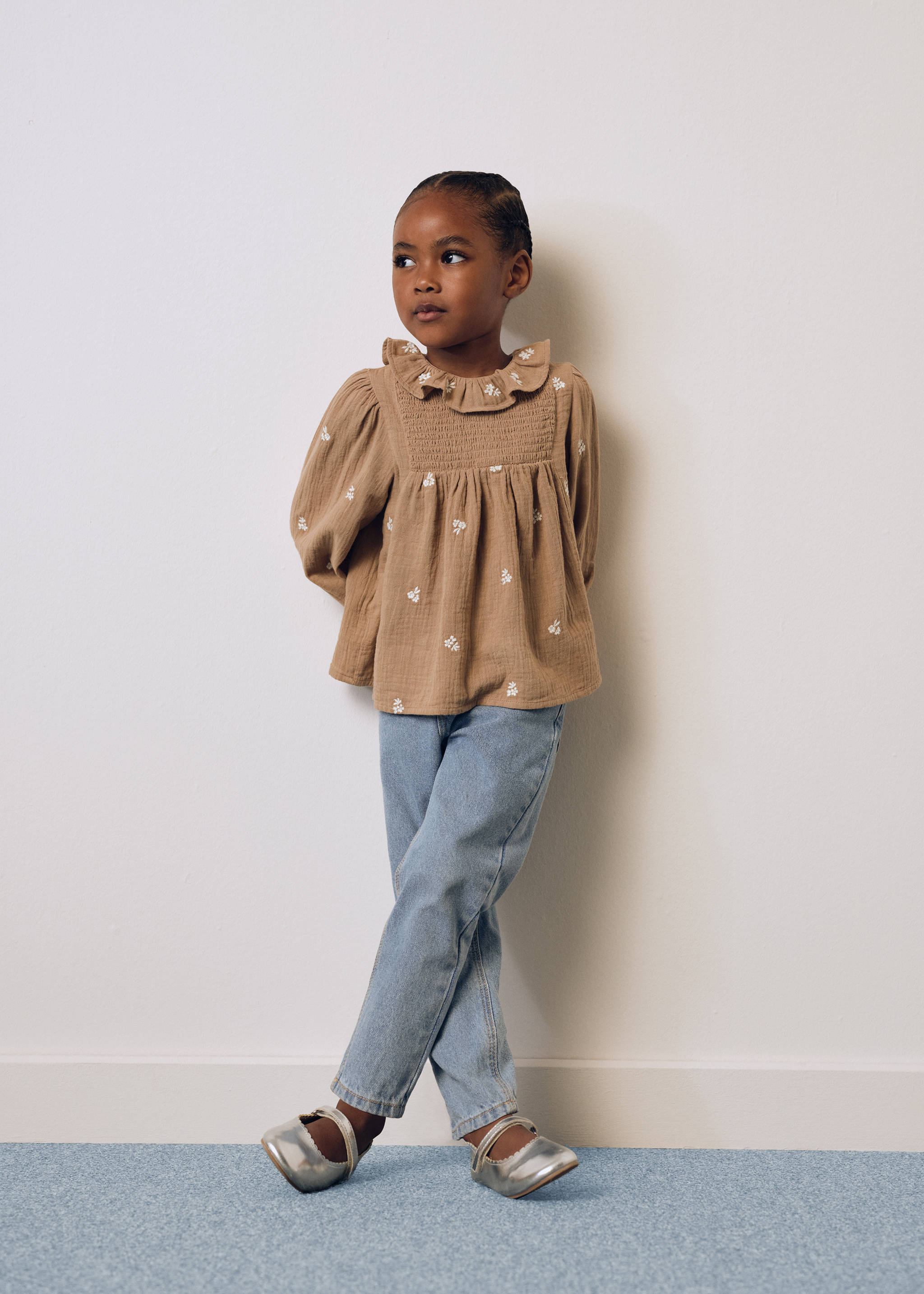 Embroidered cotton blouse - Details of the article 5