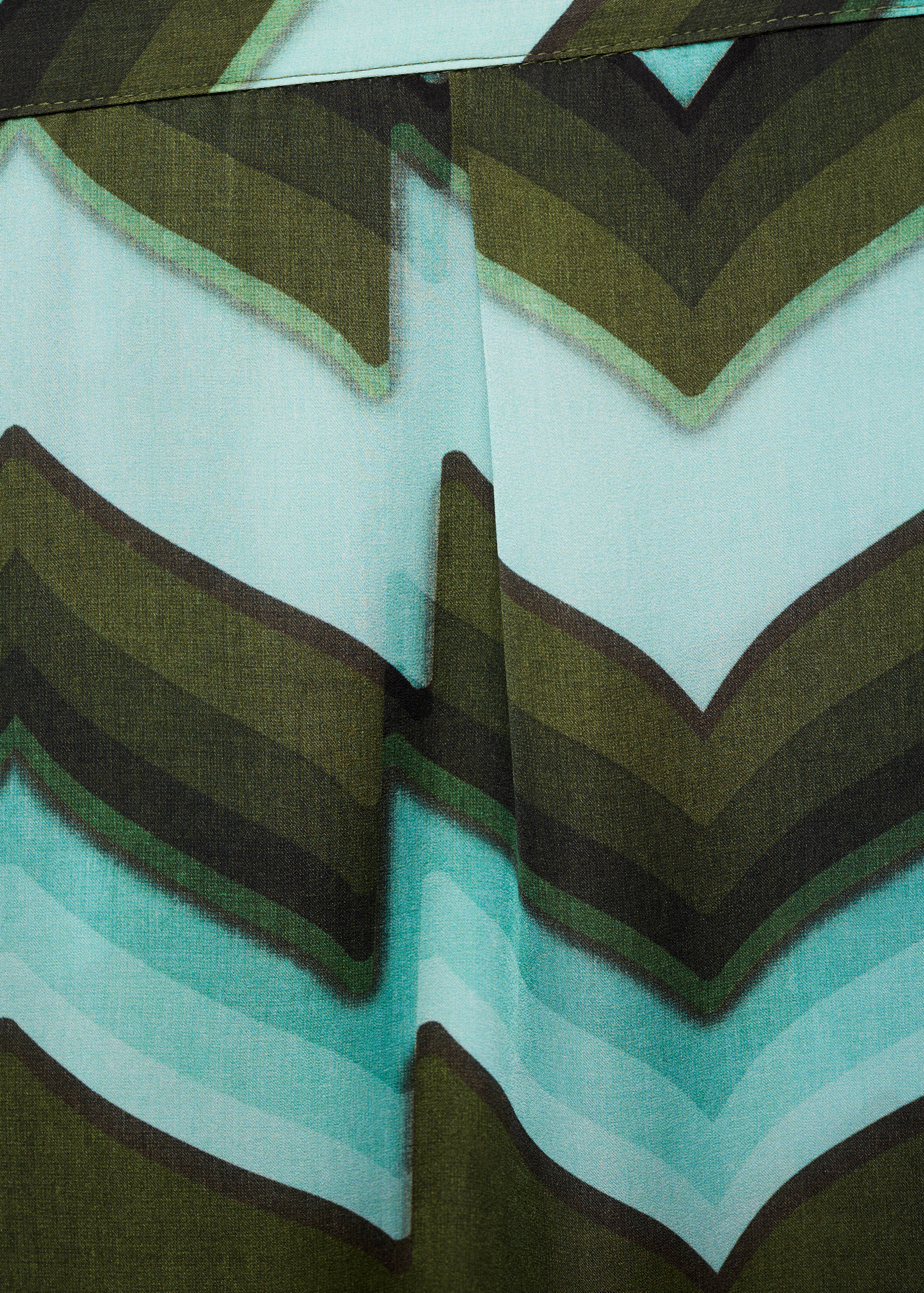 Printed straight trousers - Details of the article 8