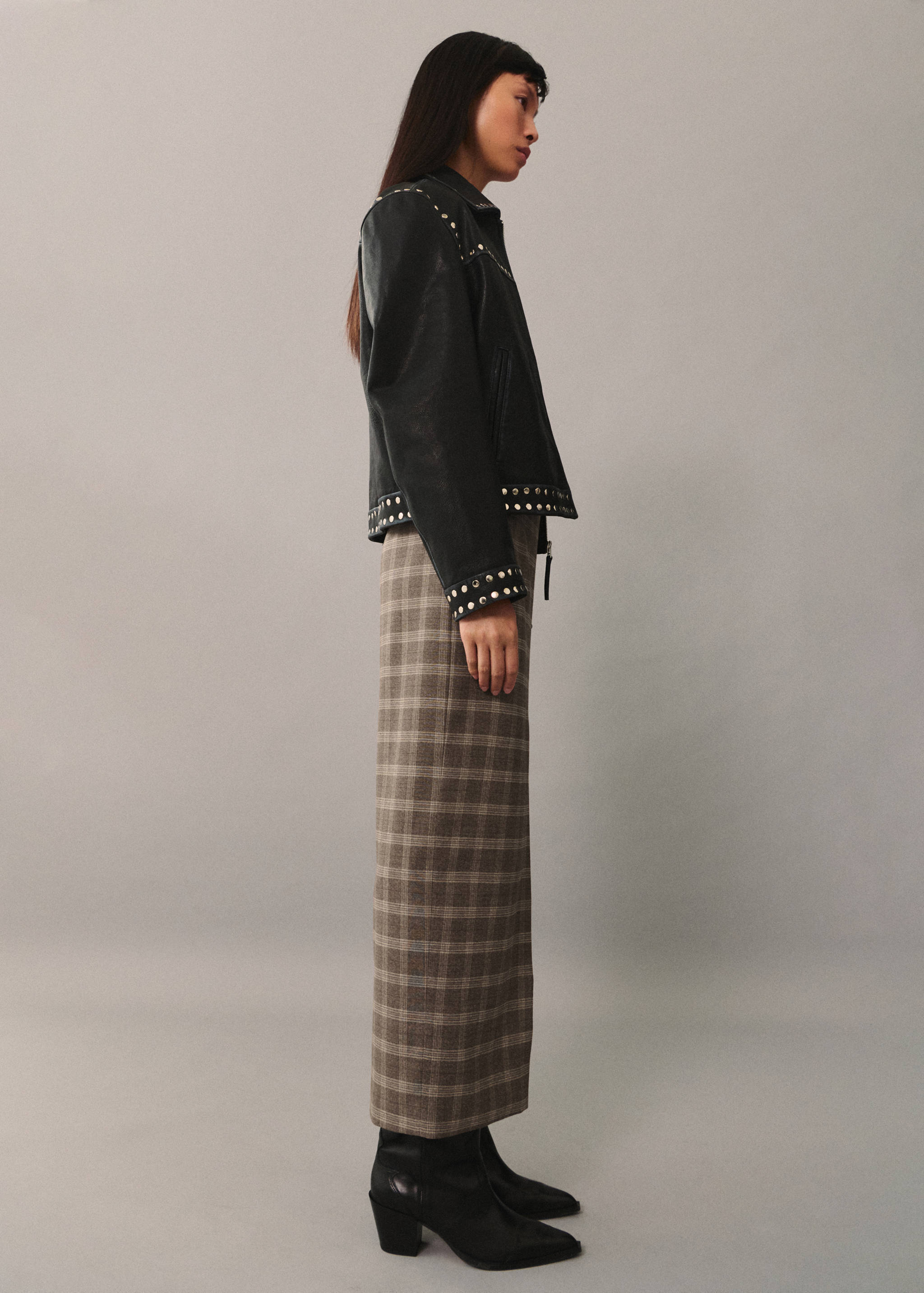 Check skirt with slit - Details of the article 2