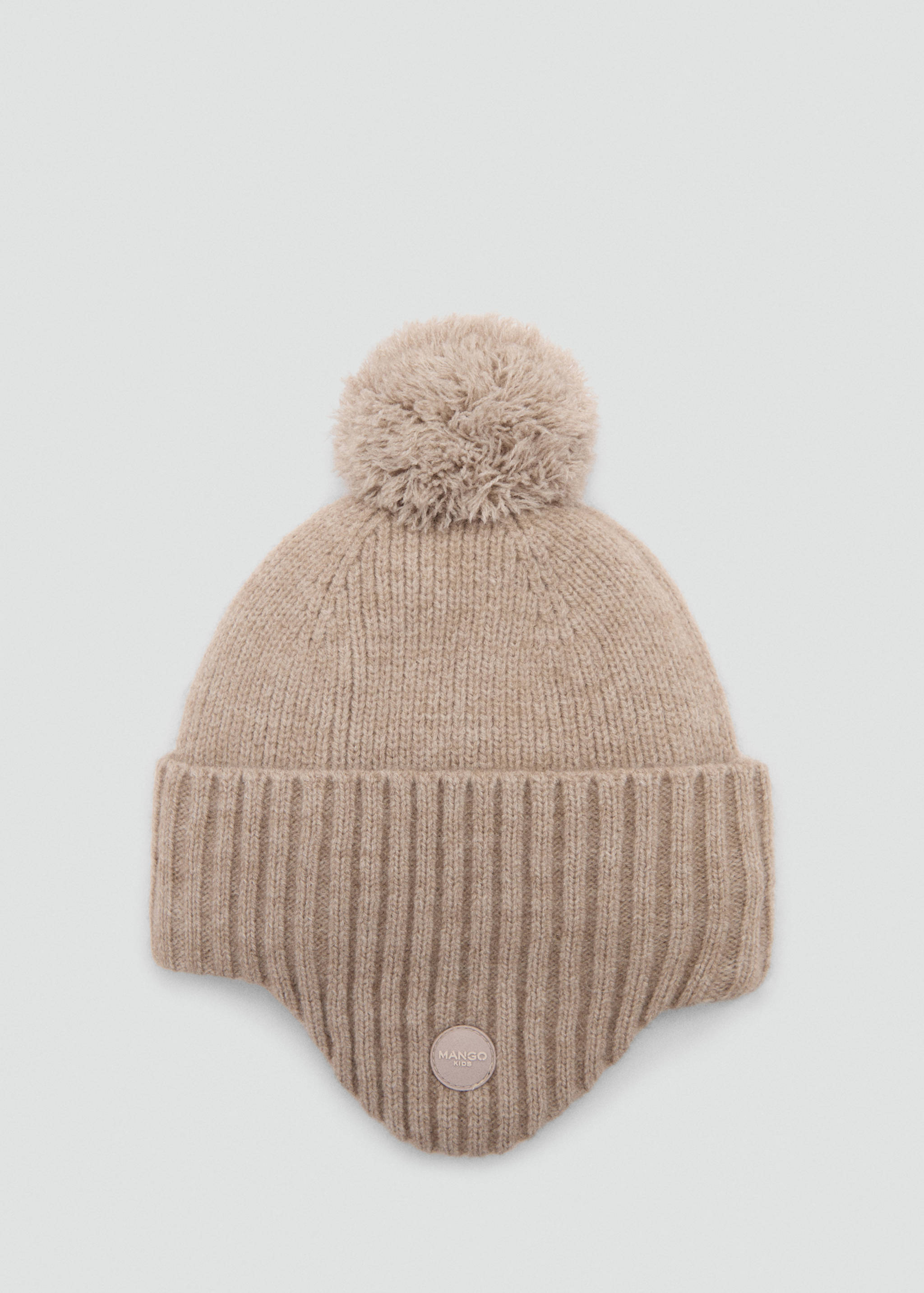 Pom pom cable-knit beanie - Article without model