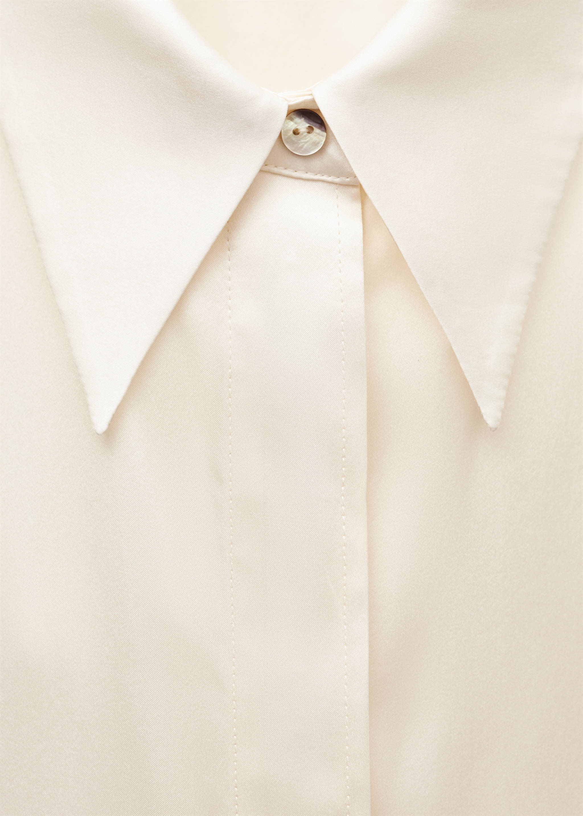 100% silk satin shirt - Details of the article 8