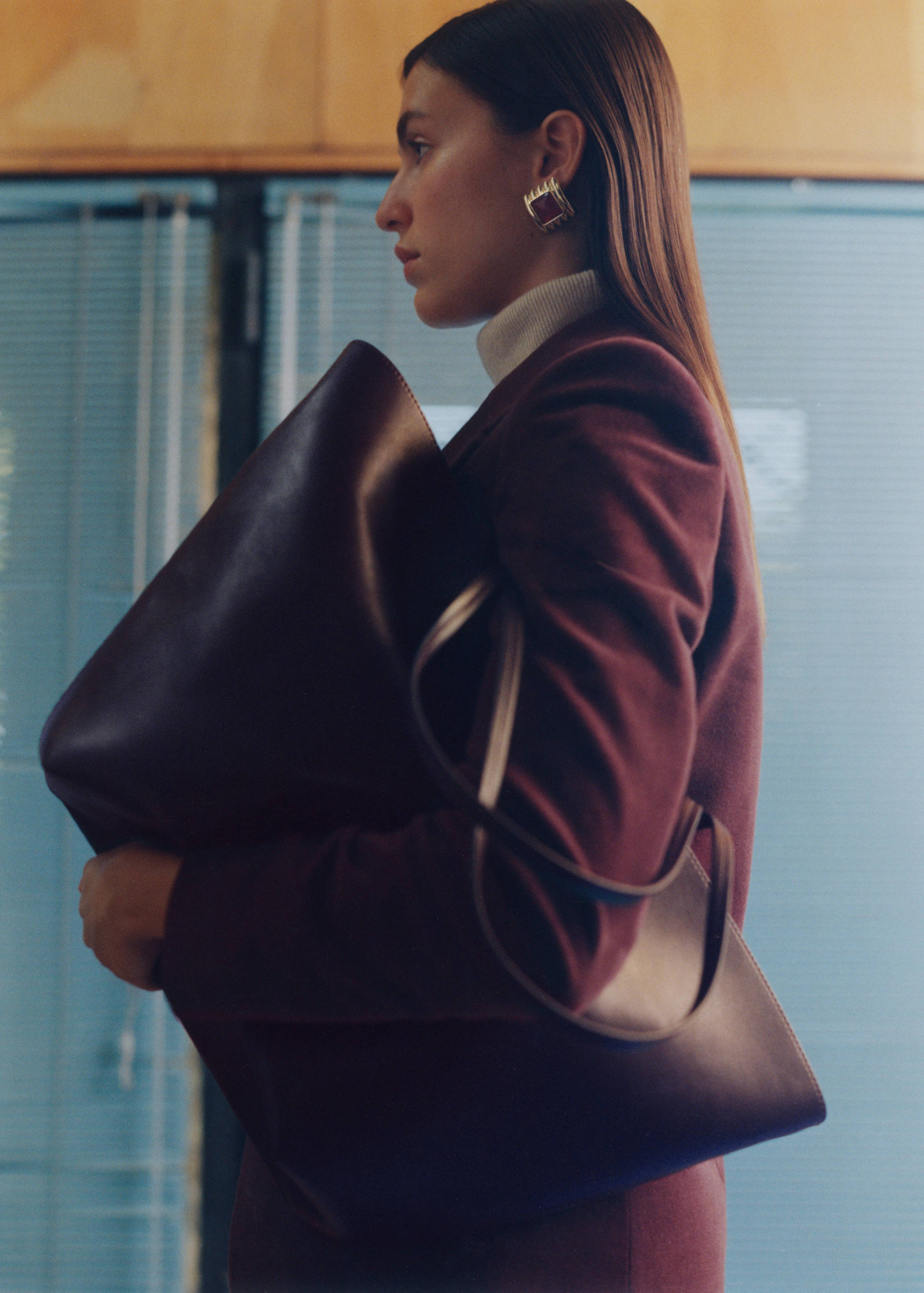 Сумка-шоппер с металлической деталью - Деталь изделия 7