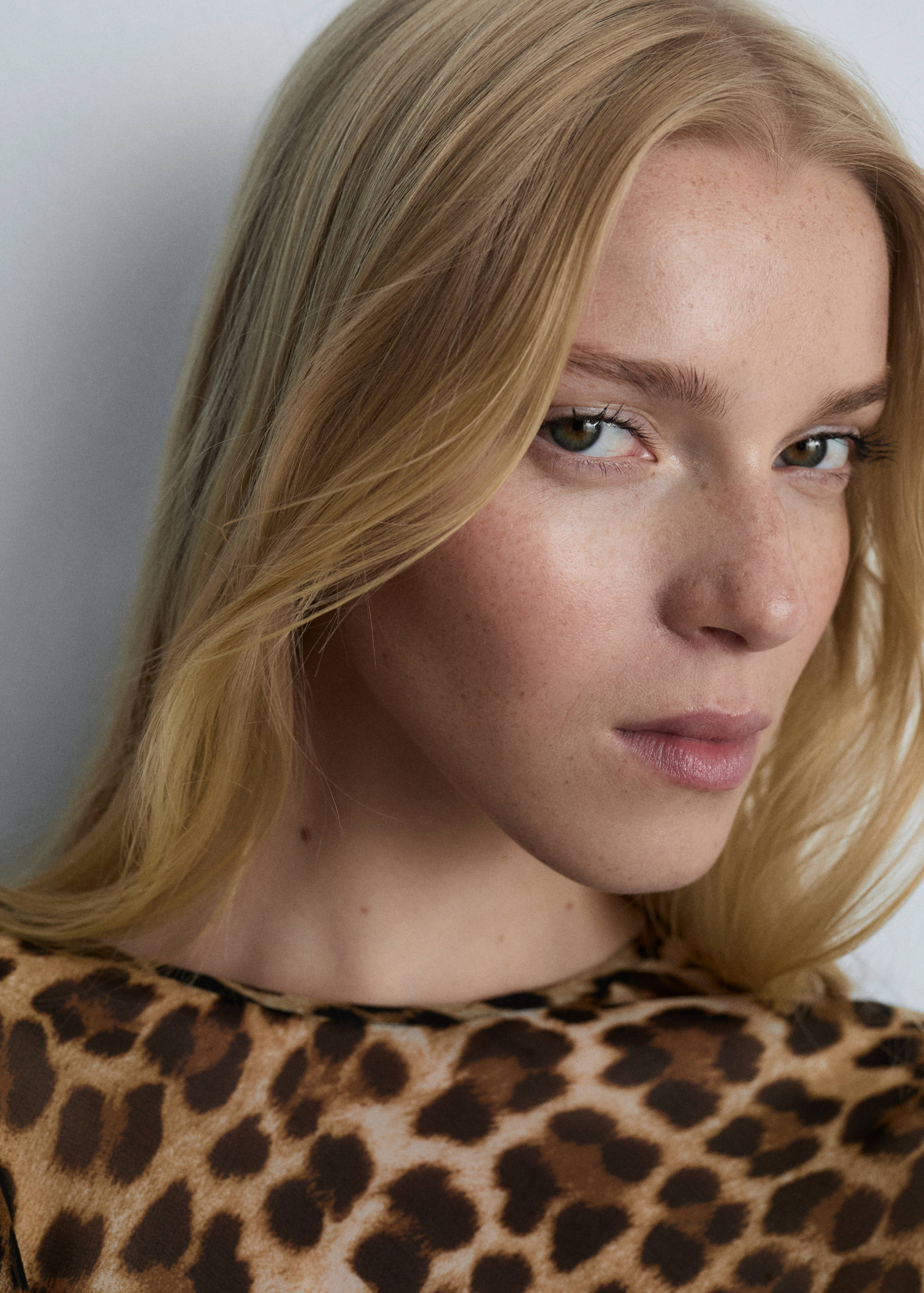 Leopard print blouse - Details of the article 1