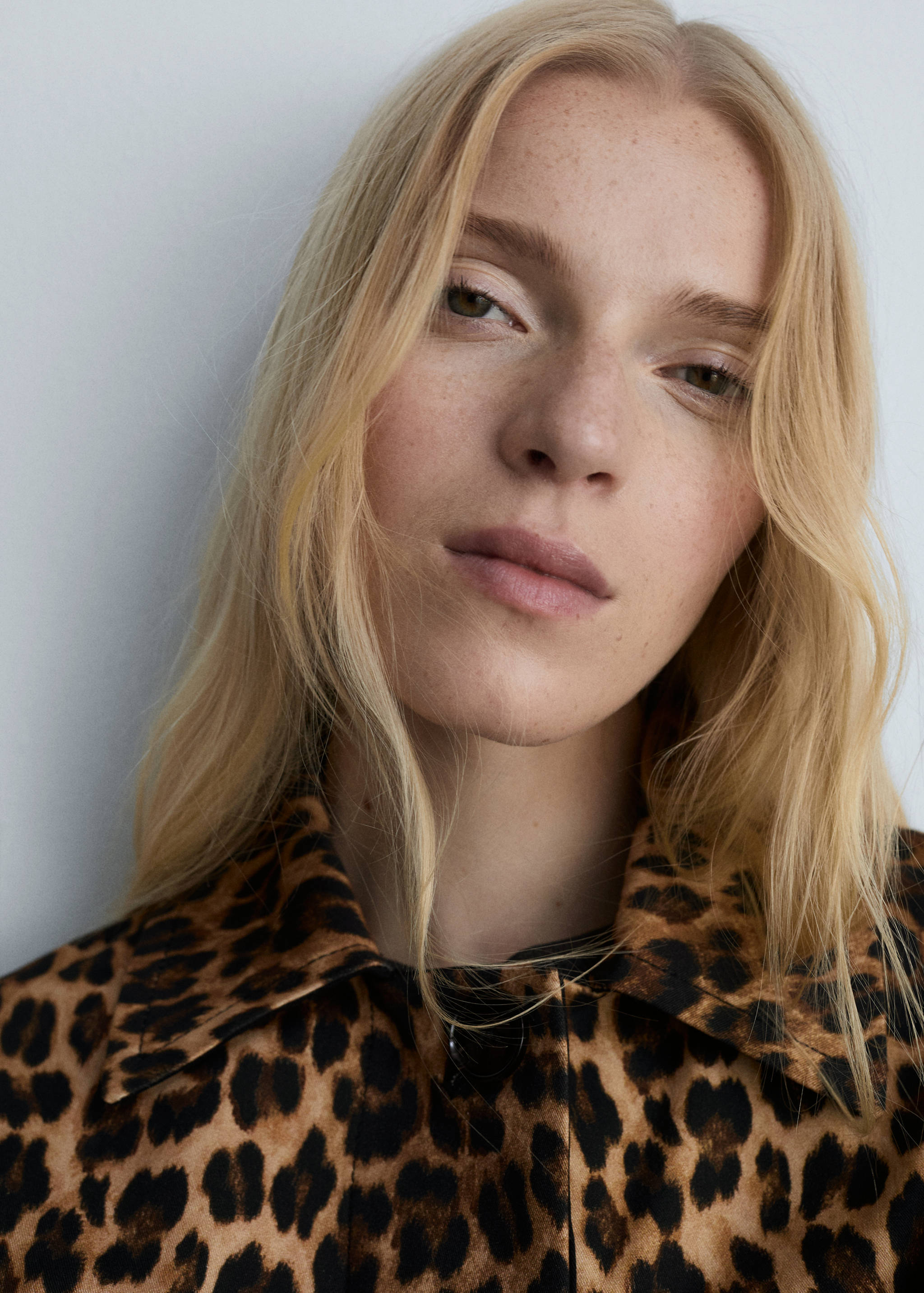 Παλτό ίσιο λεοπάρ - Λεπτομέρεια του προϊόντος 1