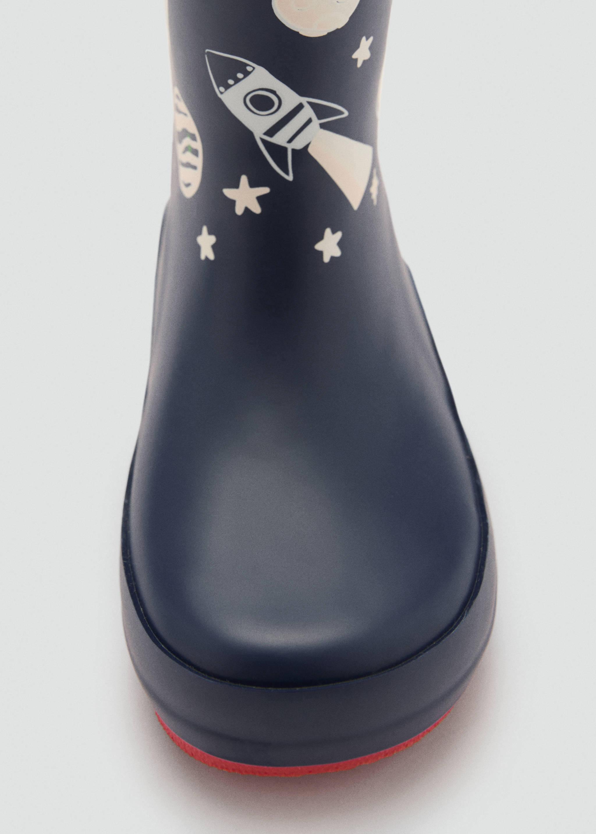 Space rain boots - Details of the article 2